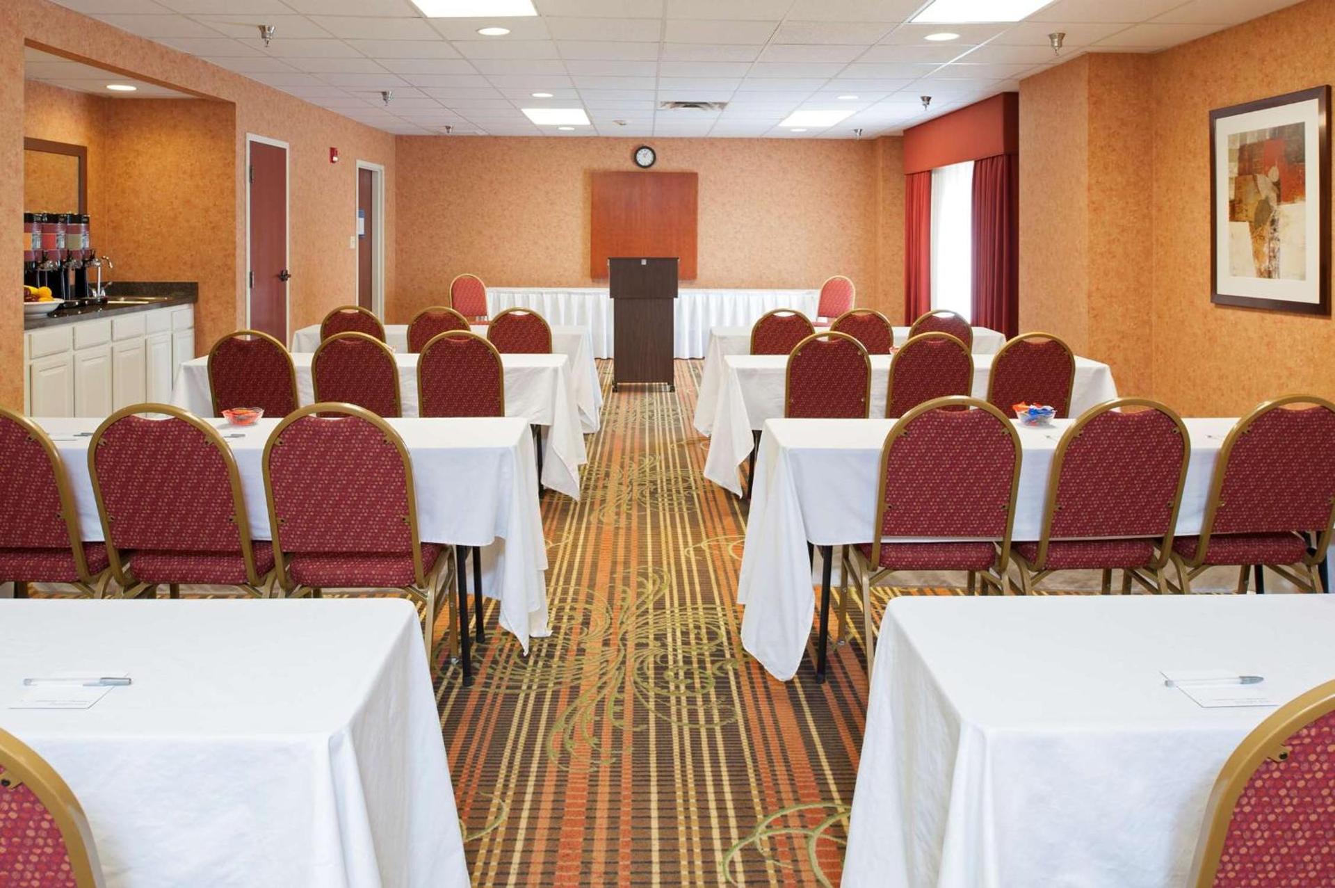 Hampton Inn & Suites Cleveland-Southeast-Streetsboro photo 23