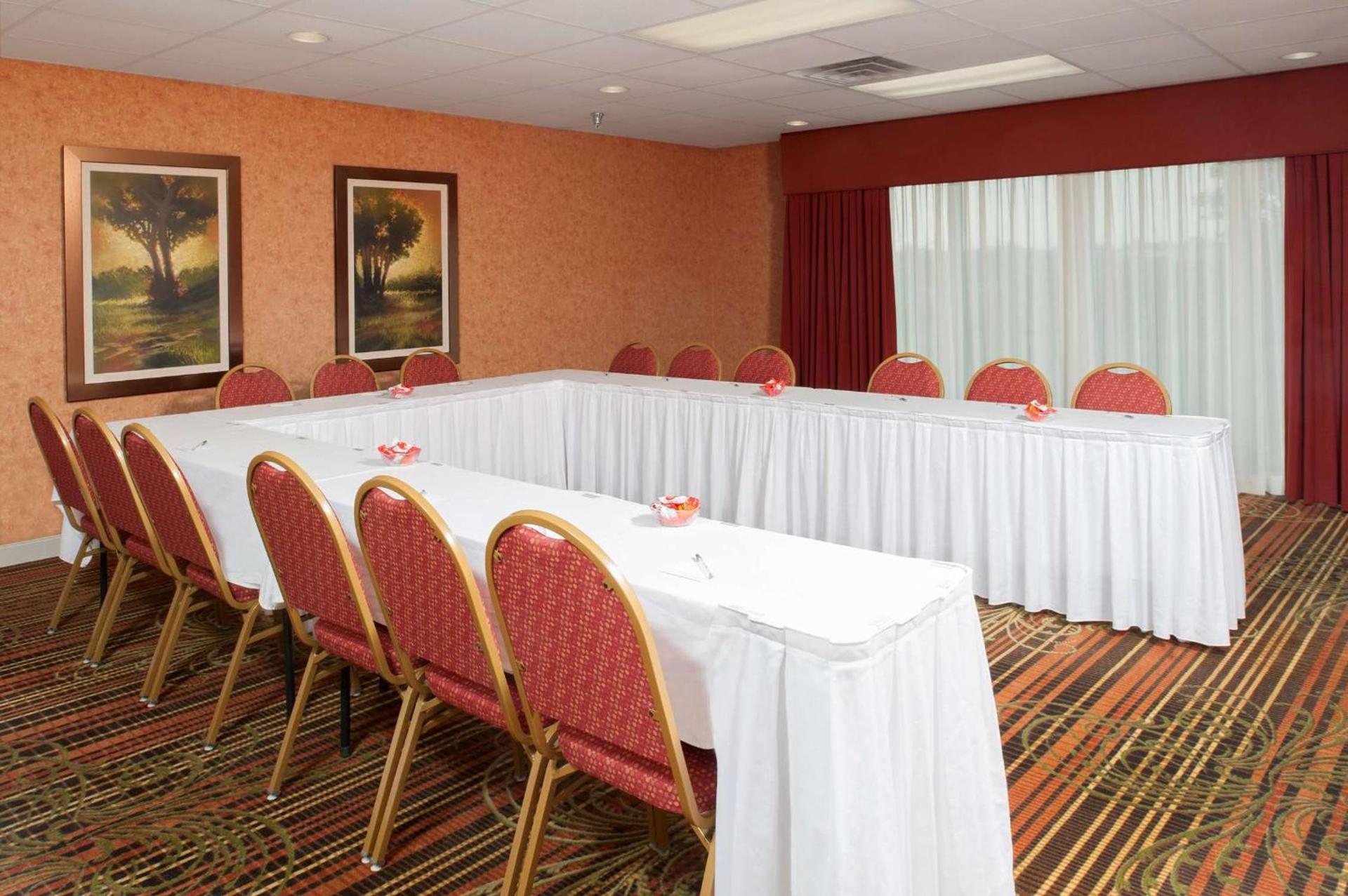 Hampton Inn & Suites Cleveland-Southeast-Streetsboro photo 24
