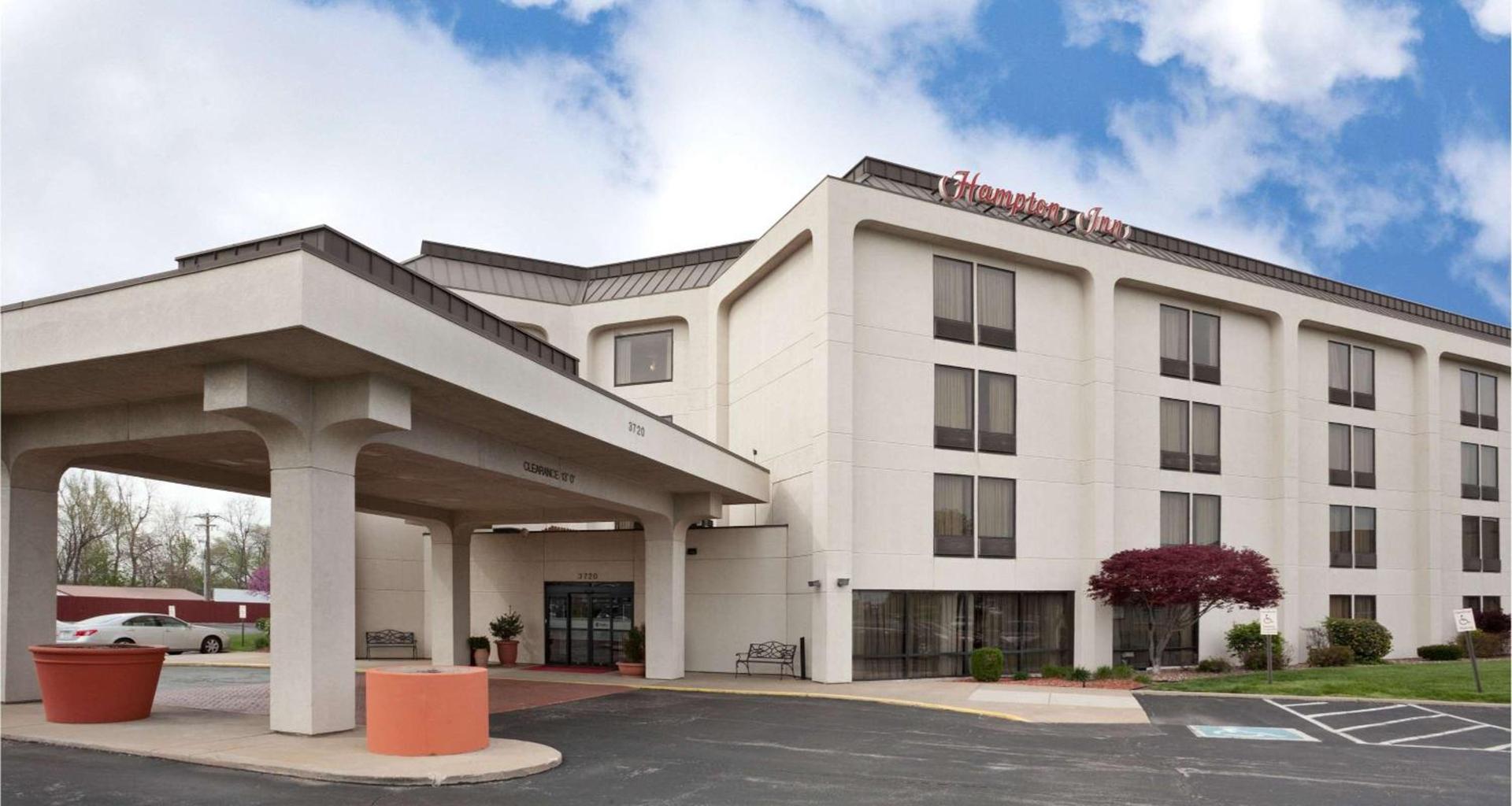 Hampton Inn St Charles St Peters photo 4