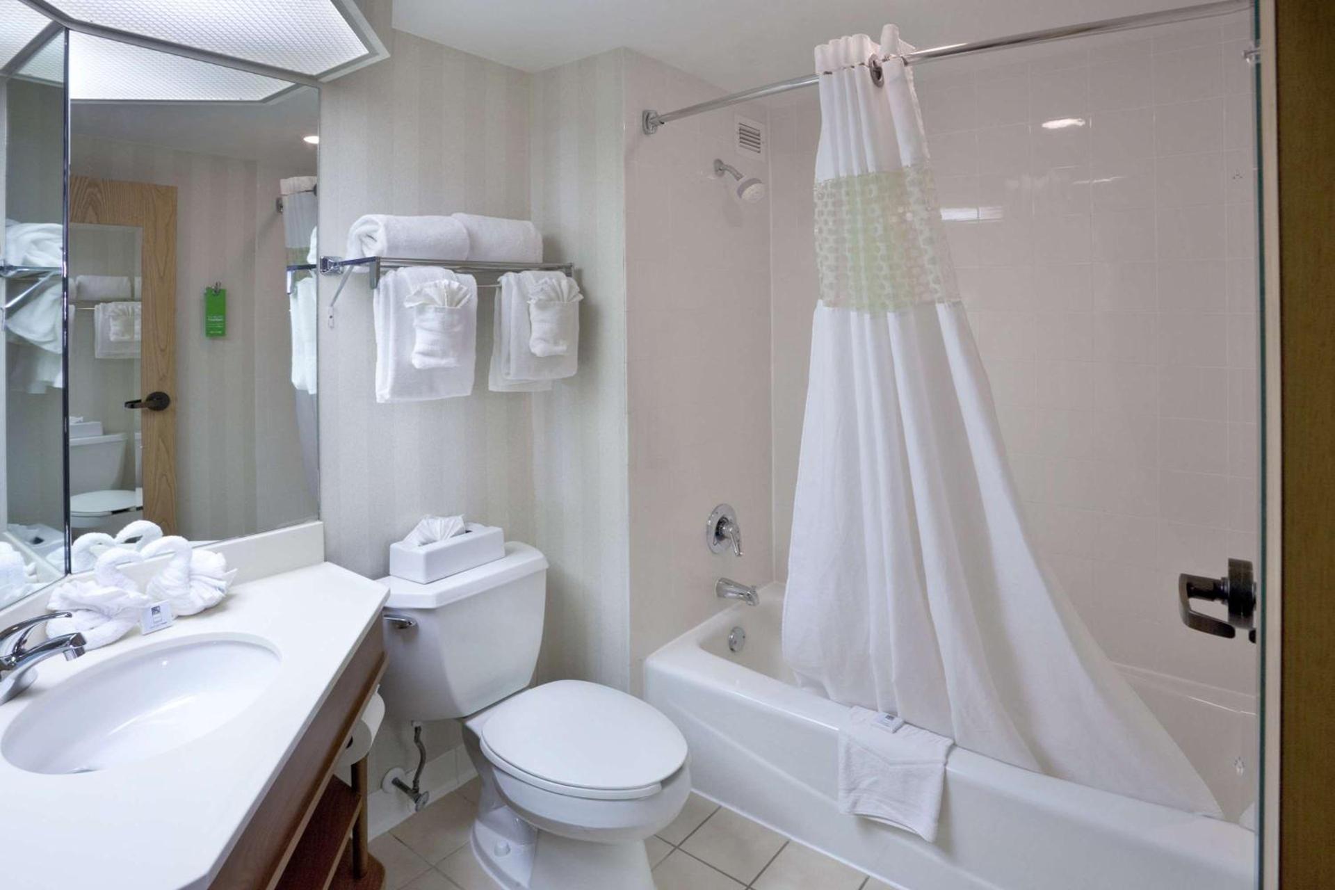 Hampton Inn St Charles St Peters photo 29