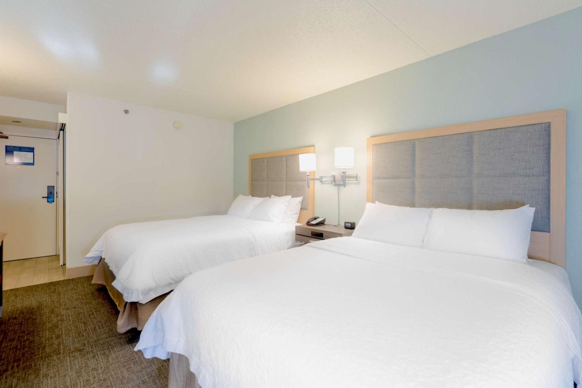 Hampton Inn St Charles St Peters photo 37