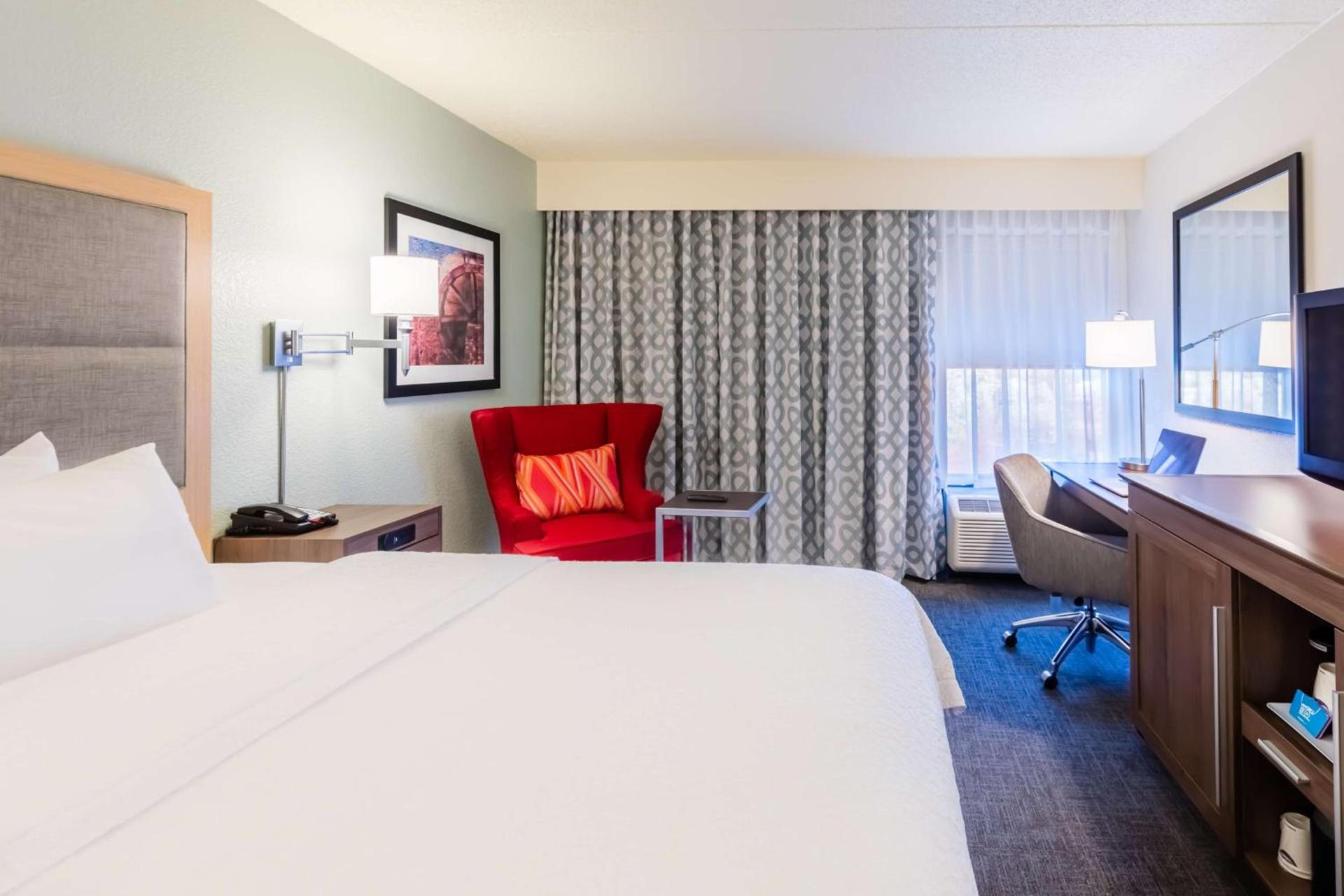 Hampton Inn St Charles St Peters photo 44