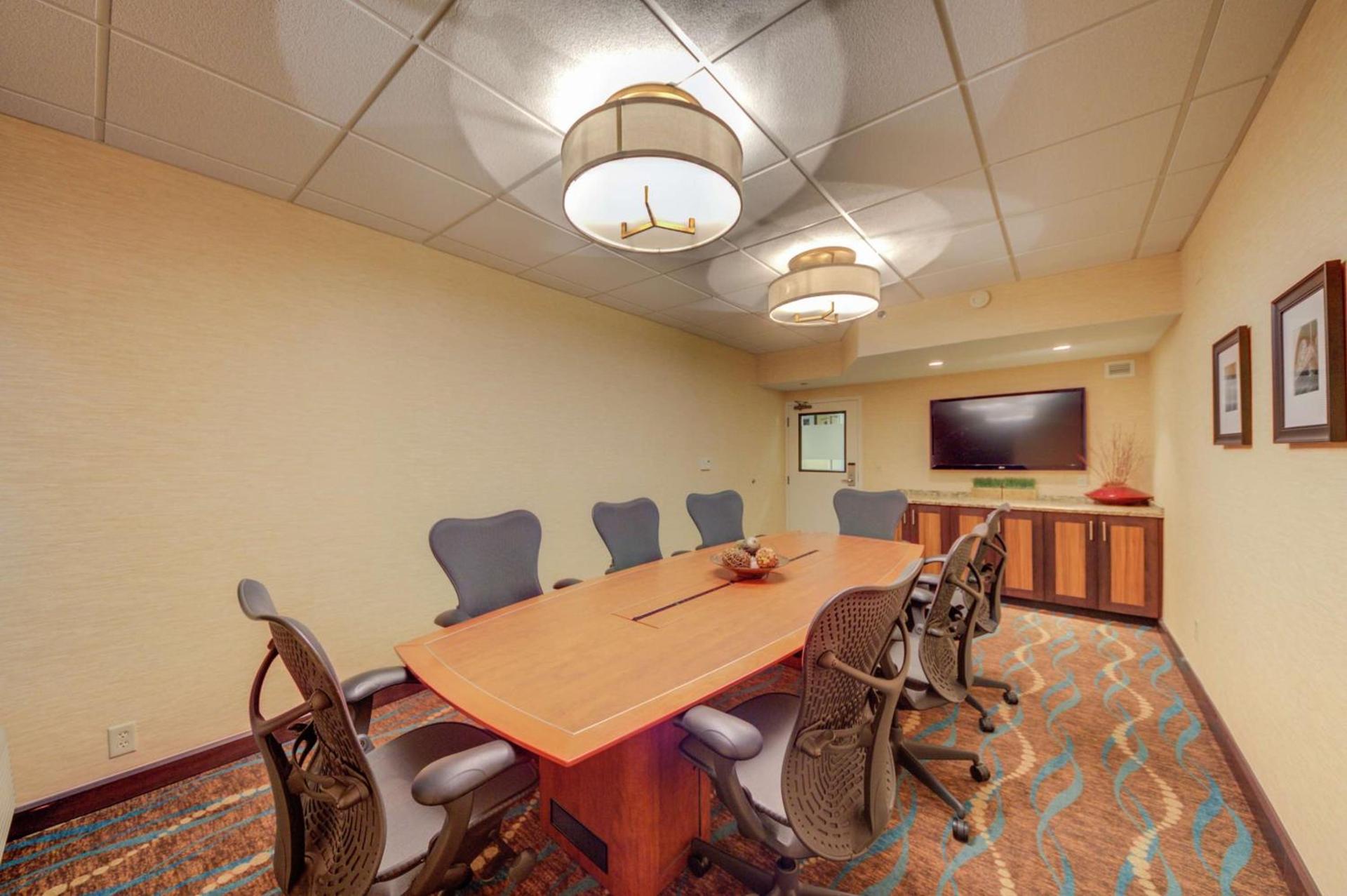 Hampton Inn St Charles St Peters photo 47