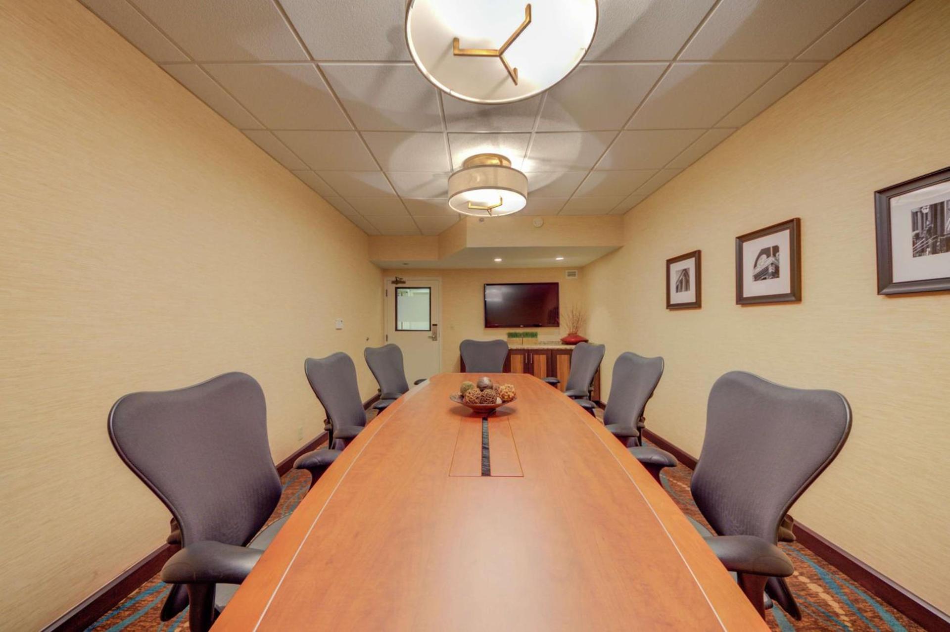 Hampton Inn St Charles St Peters photo 48