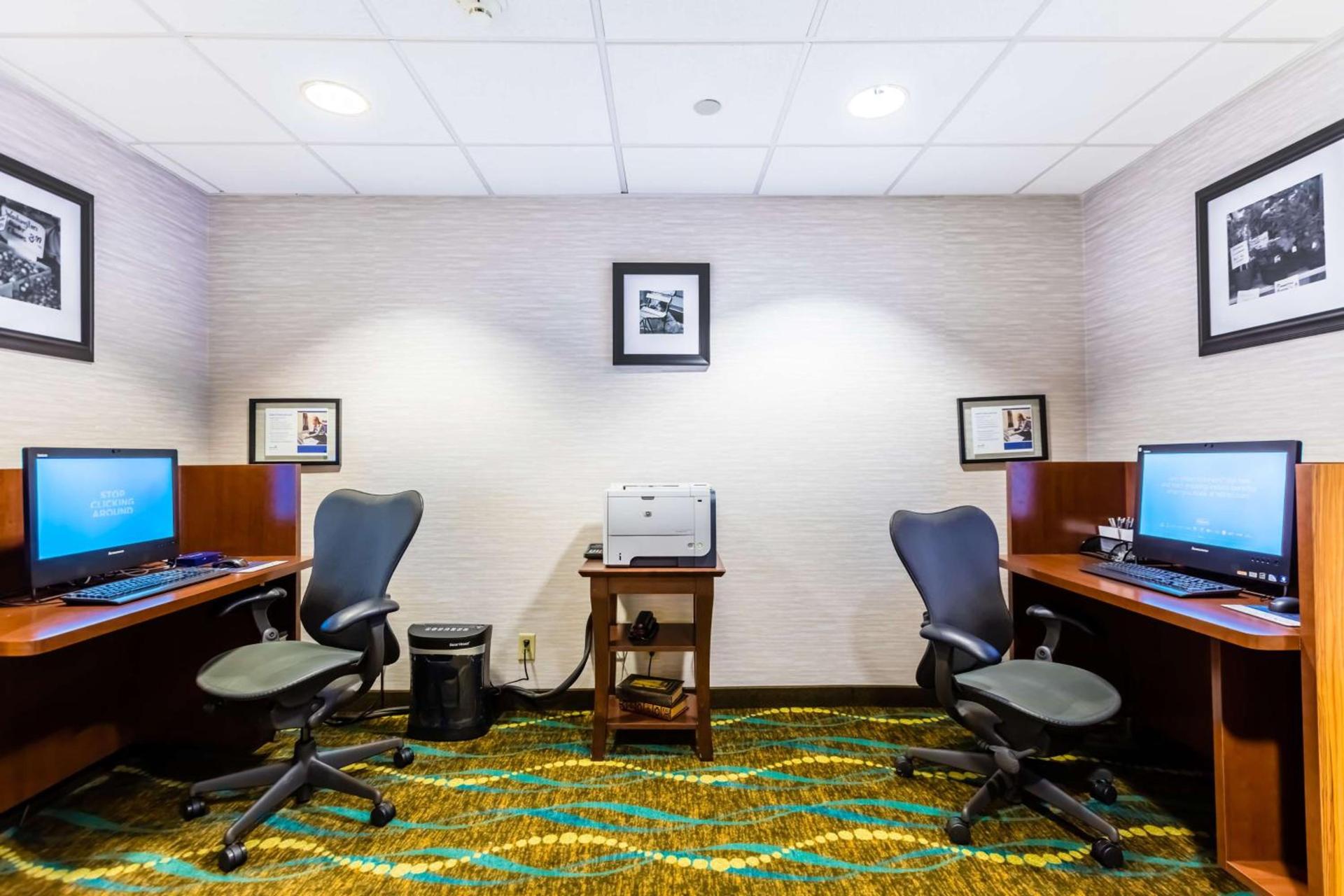 Hampton Inn St Charles St Peters photo 57