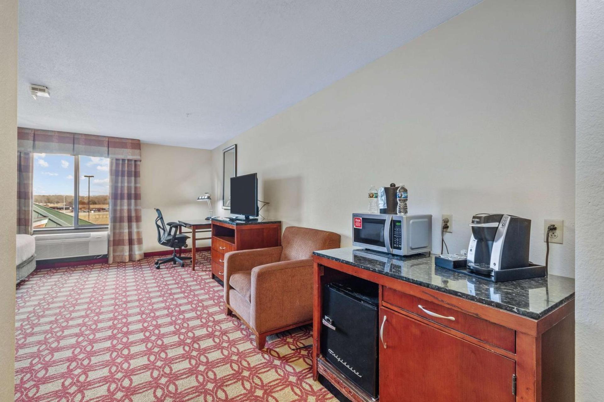 Hilton Garden Inn Starkville photo 83