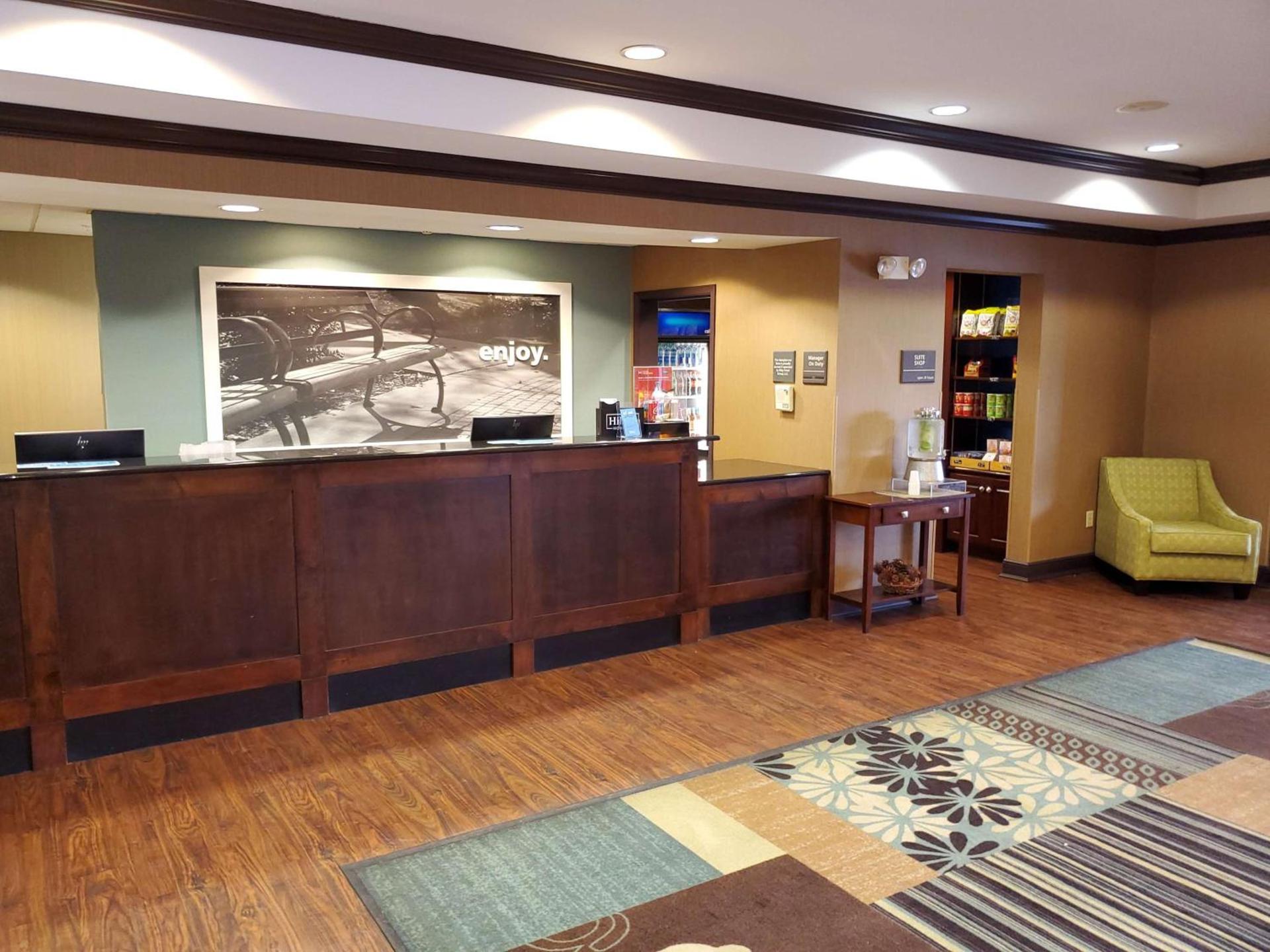 Hampton Inn Stow photo 2