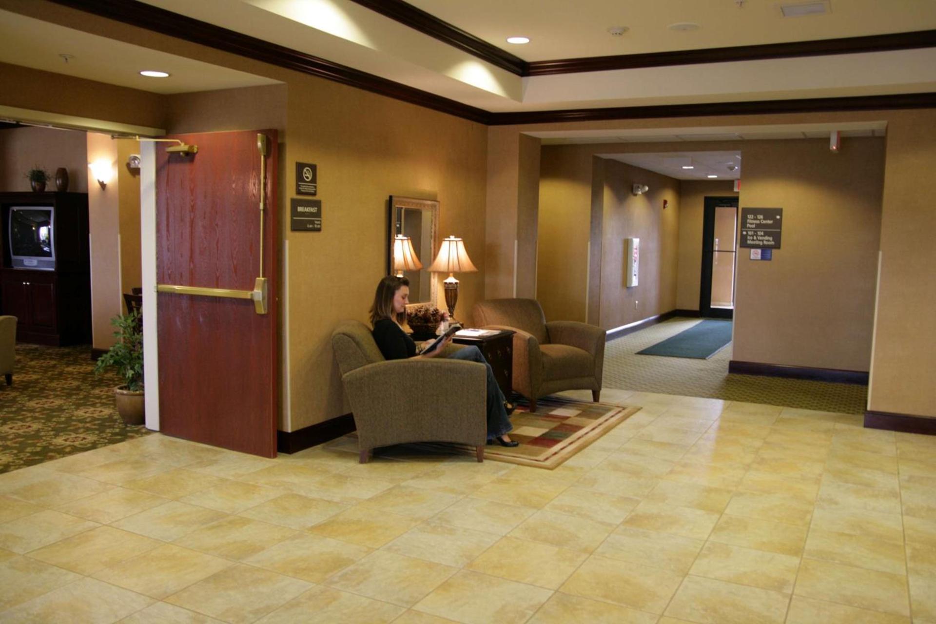 Hampton Inn Stow photo 6