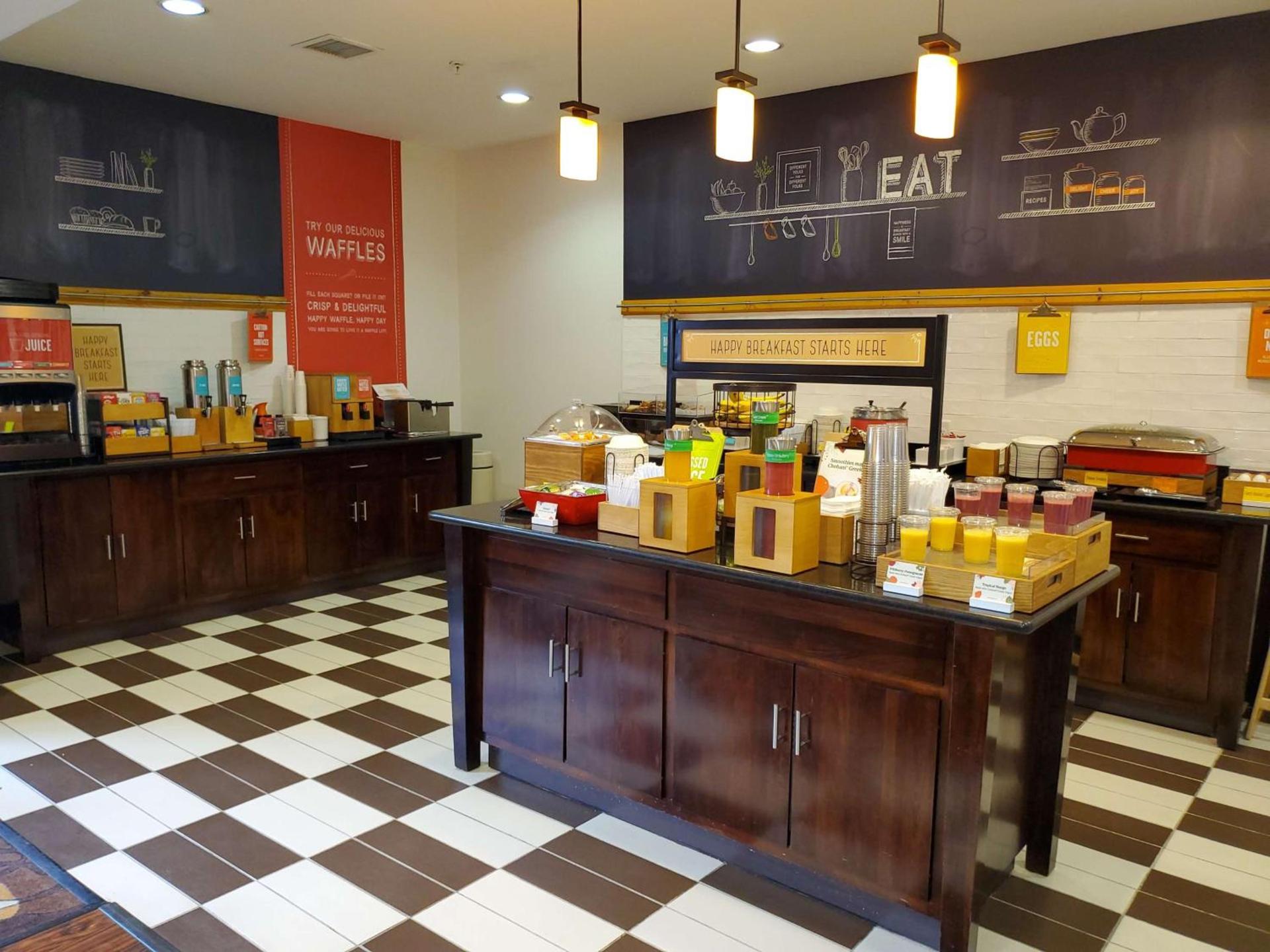 Hampton Inn Stow photo 14