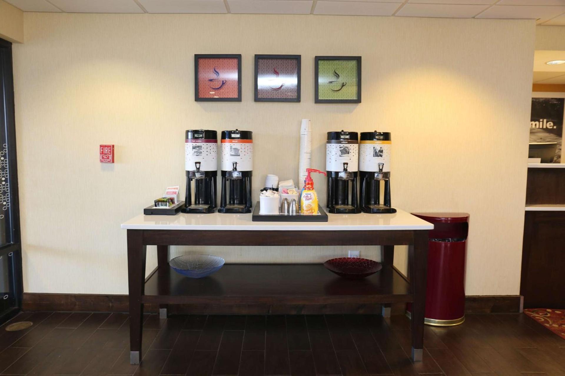 Hampton Inn Sumter photo 10