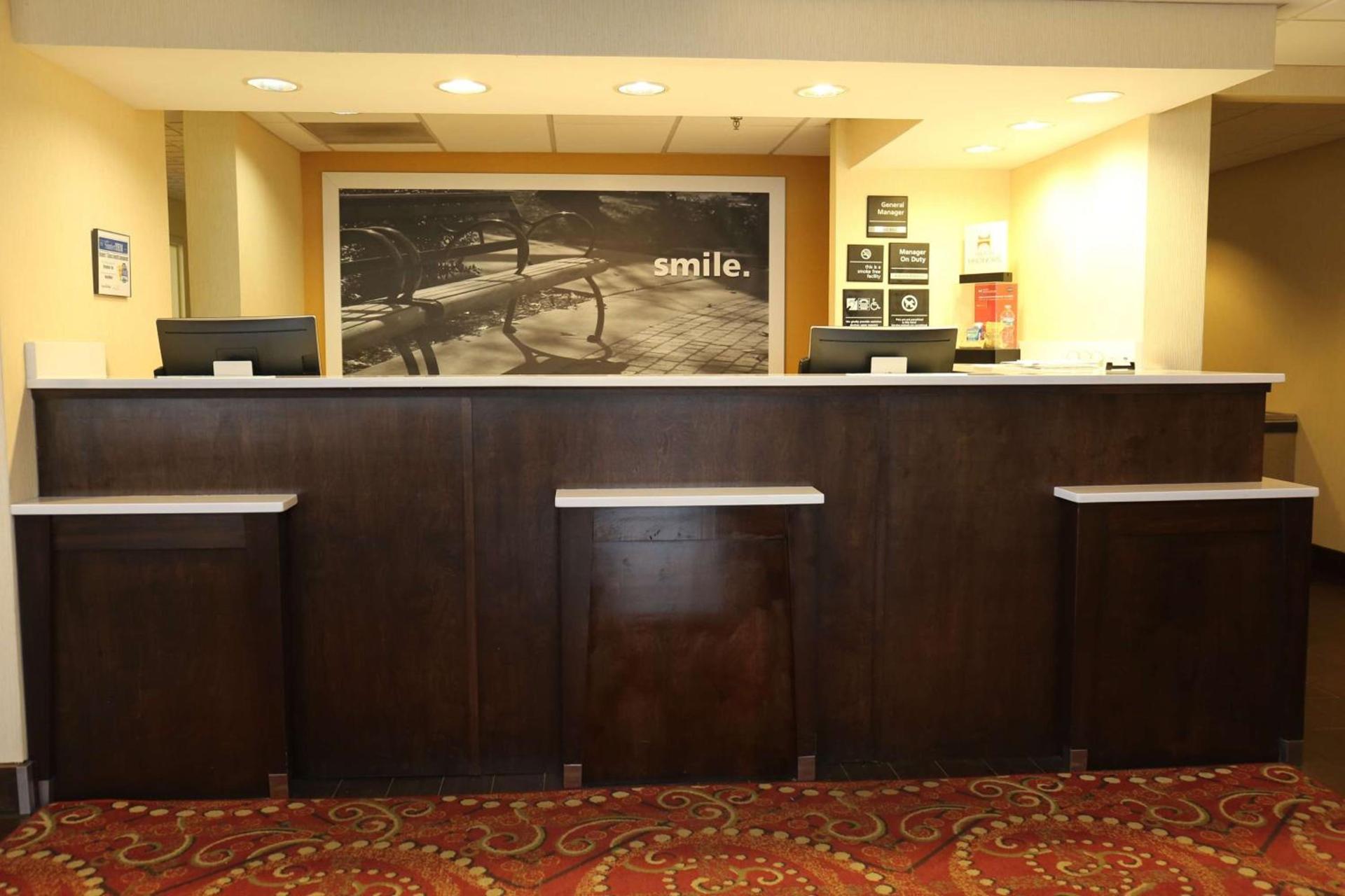 Hampton Inn Sumter photo 9