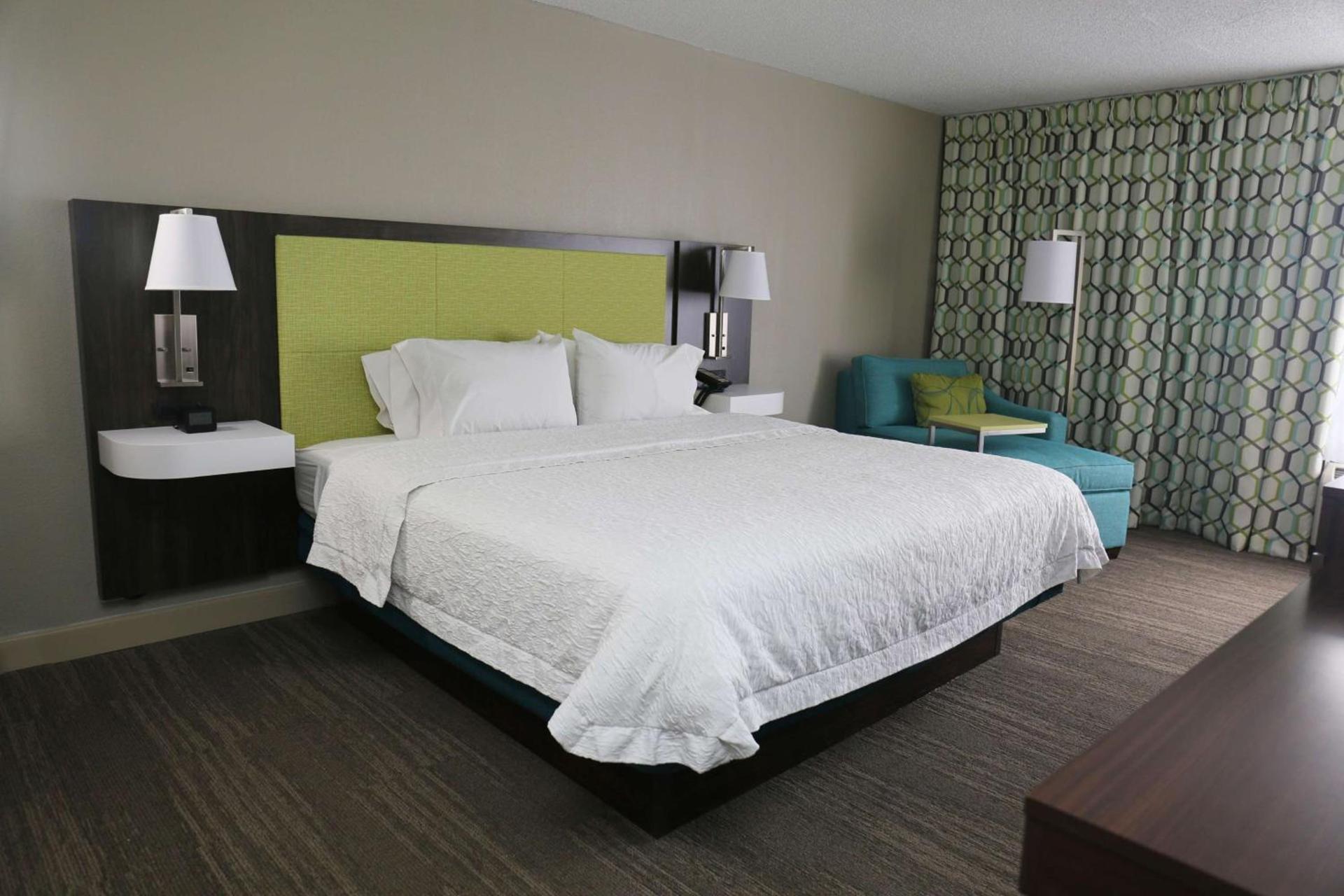 Hampton Inn Sumter photo 26