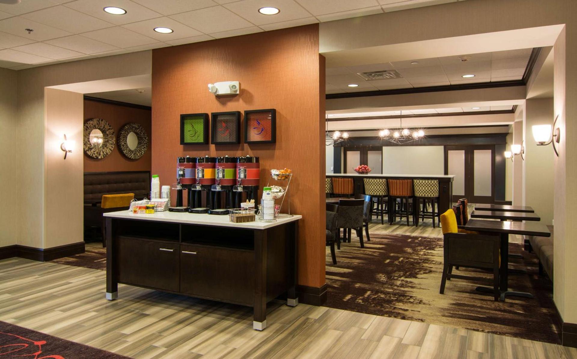 Hampton Inn Orange City photo 7