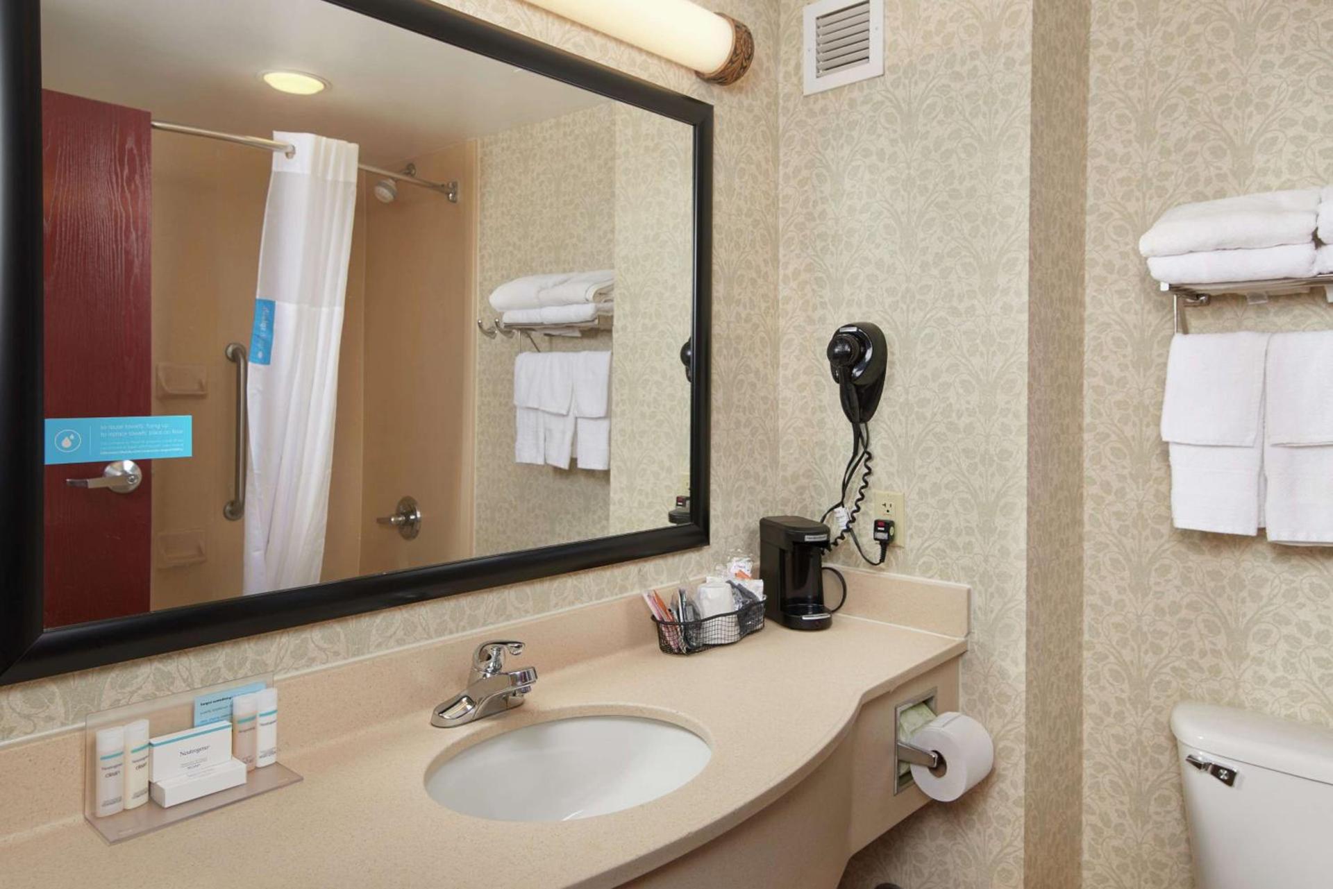 Hampton Inn Shrewsbury photo 12