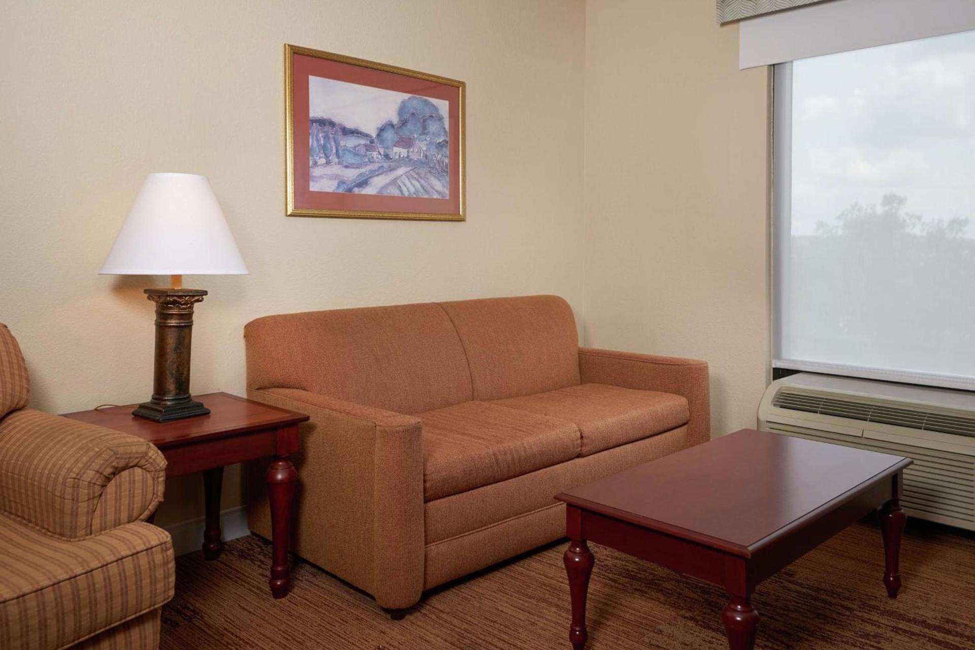 Hampton Inn Shrewsbury photo 13