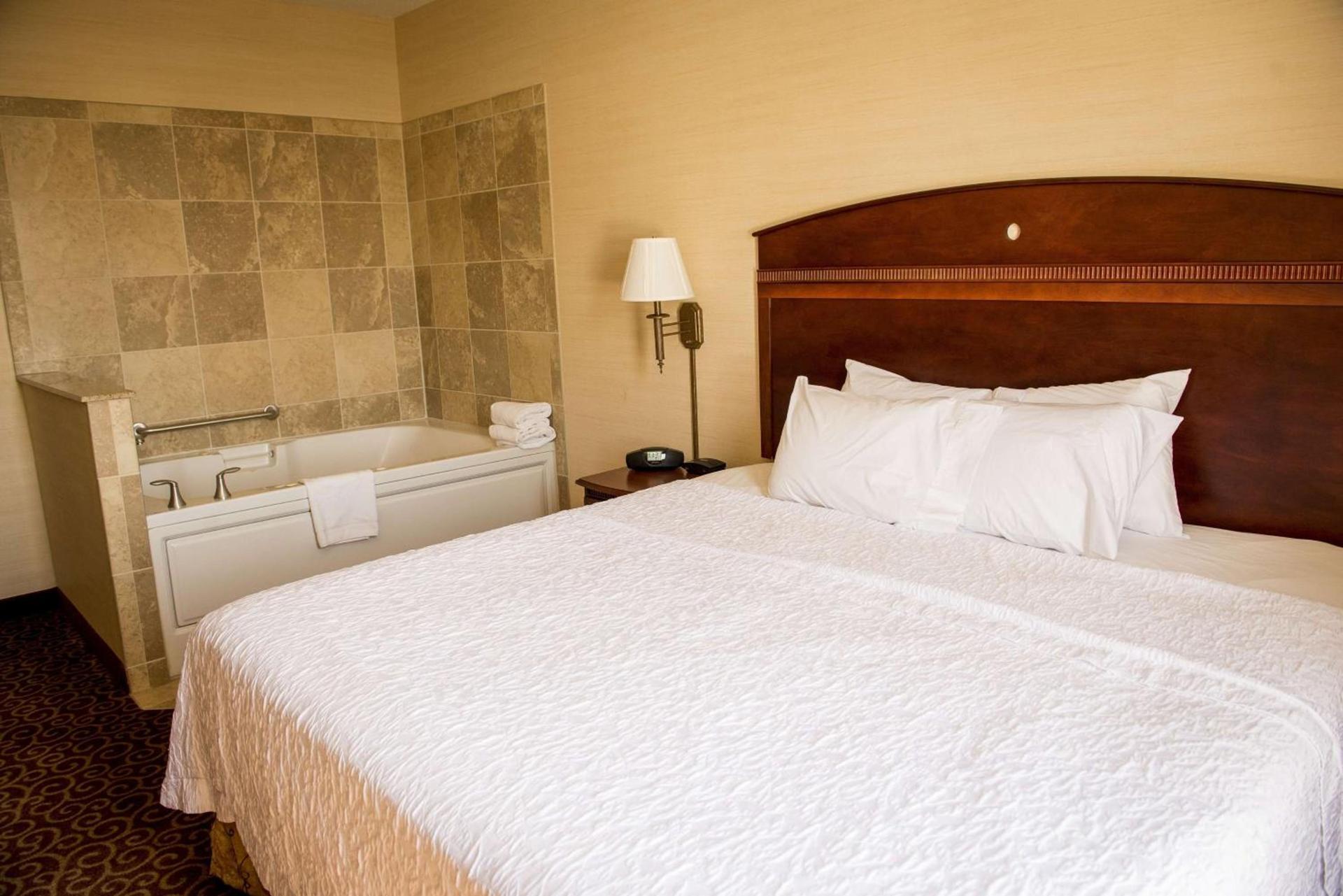 Hampton Inn Plover-Stevens Point photo 14