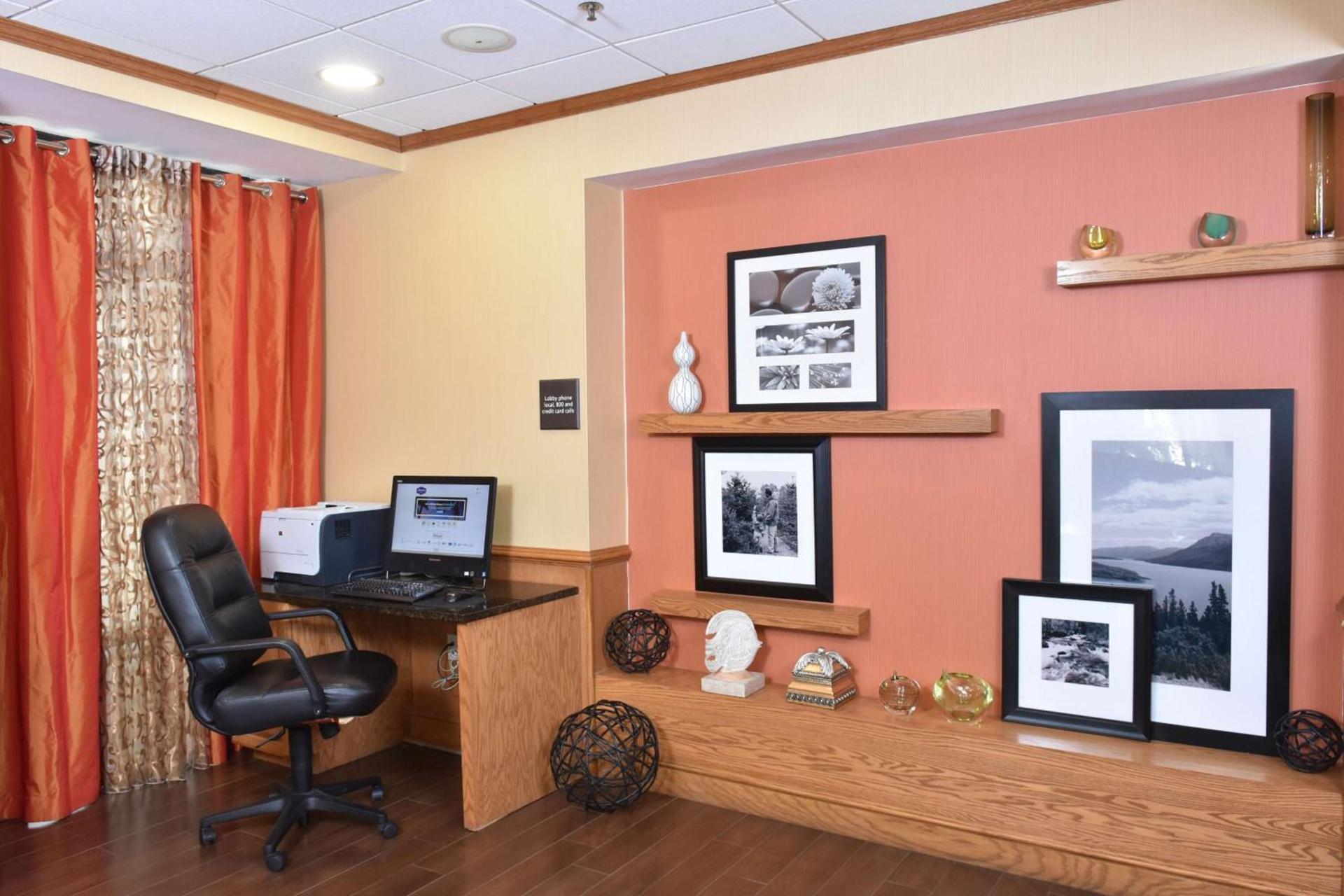 Hampton Inn Stony Creek photo 3