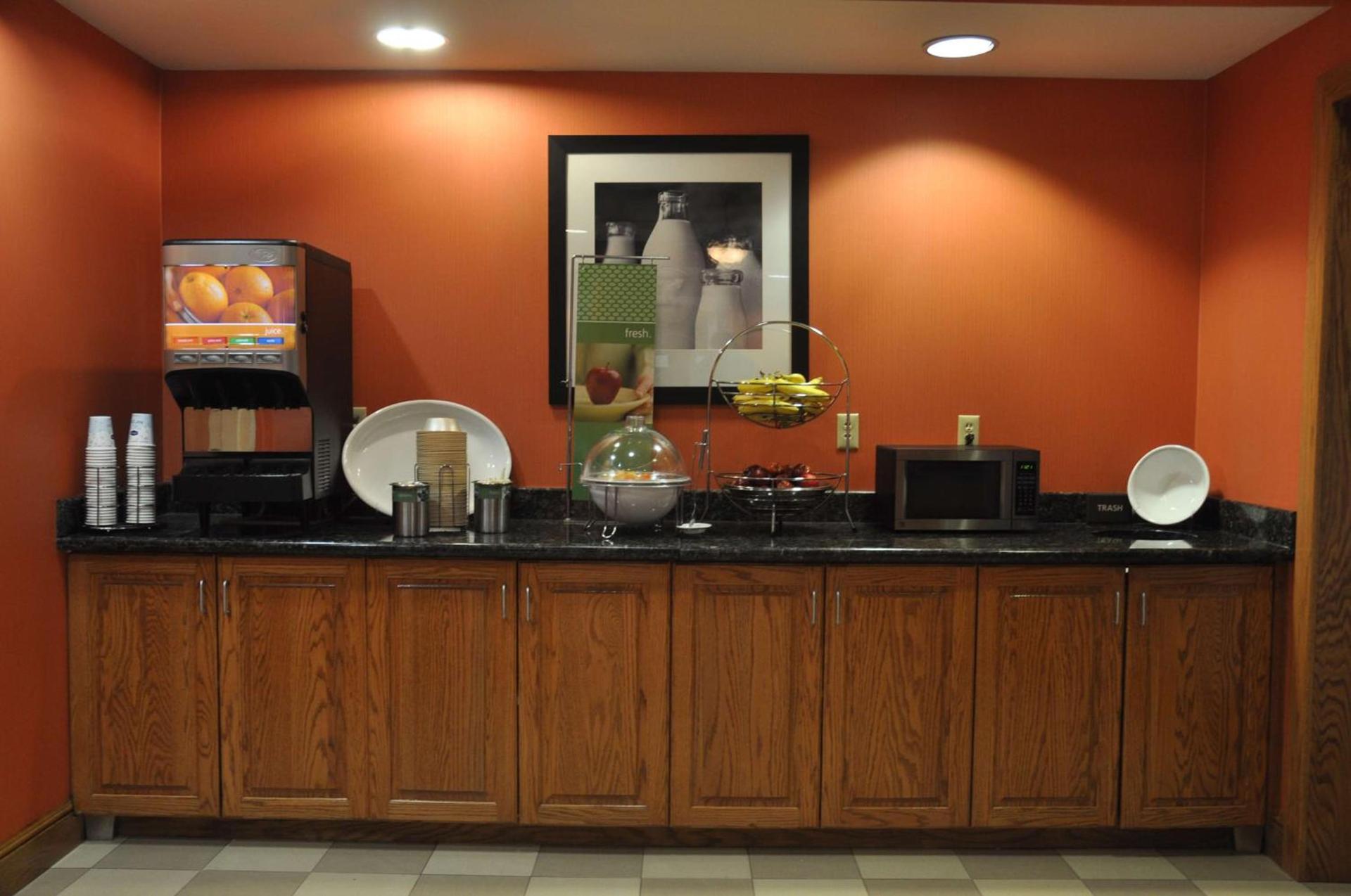 Hampton Inn Stony Creek photo 8