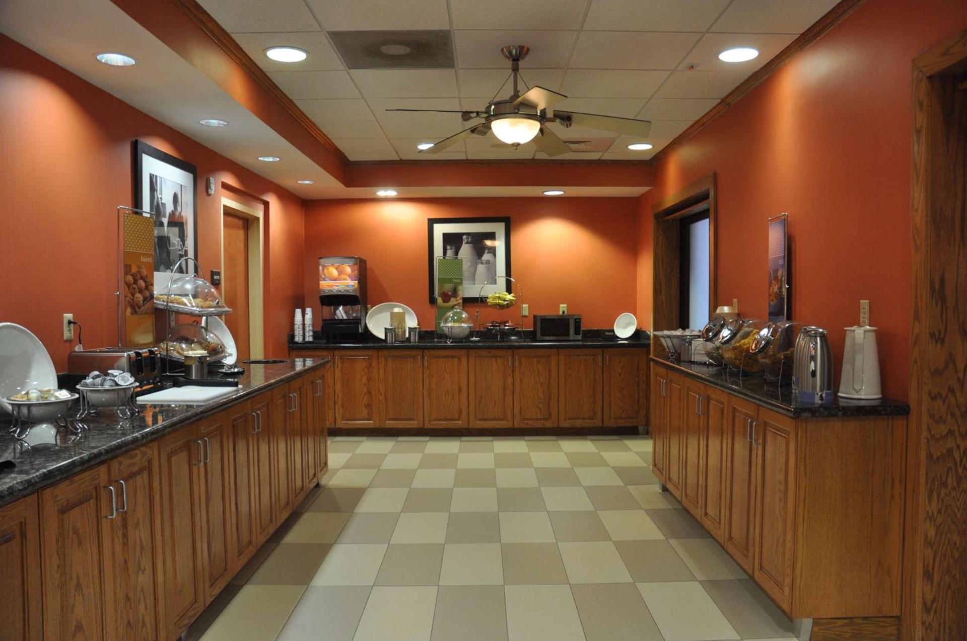 Hampton Inn Stony Creek photo 9
