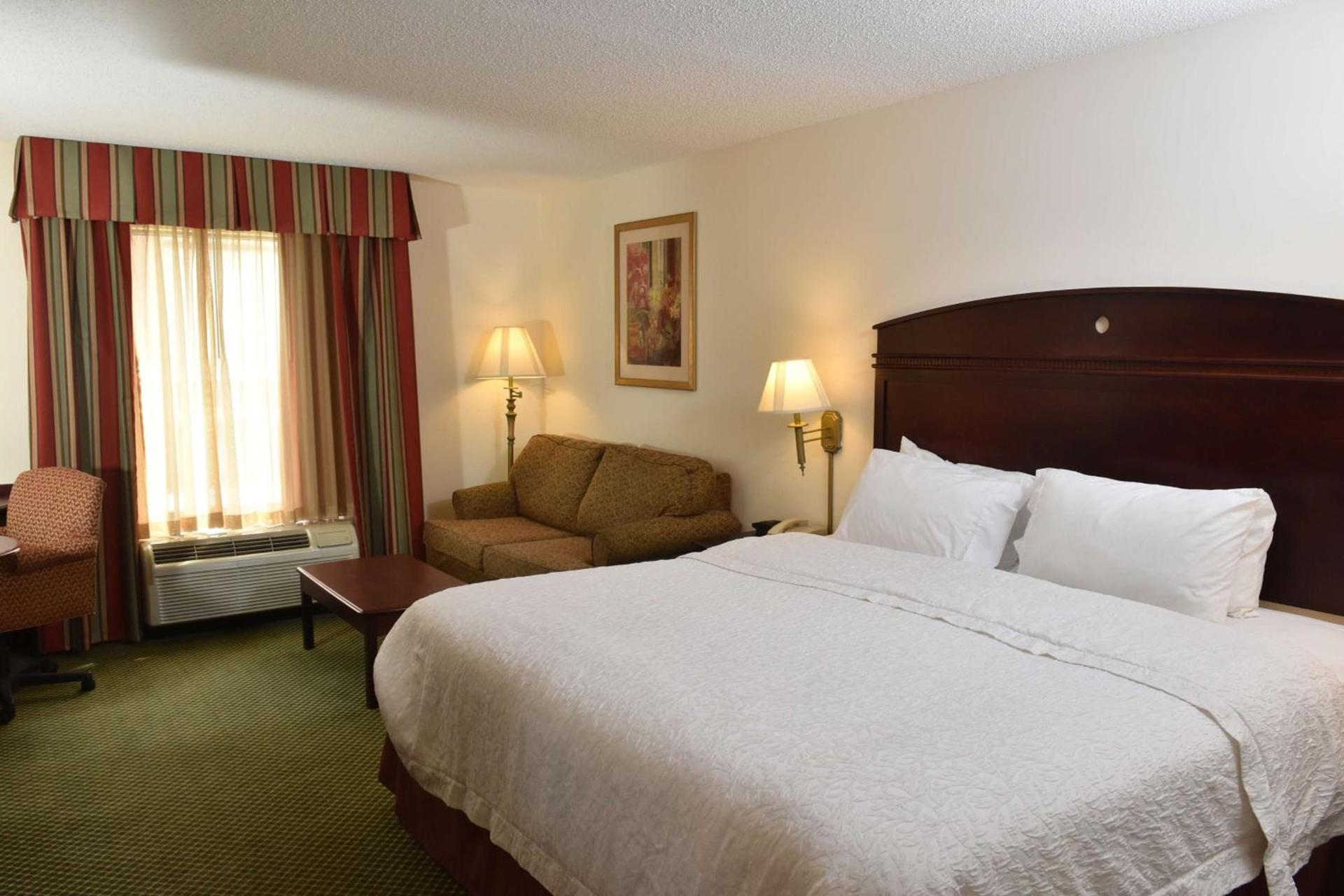 Hampton Inn Stony Creek photo 14