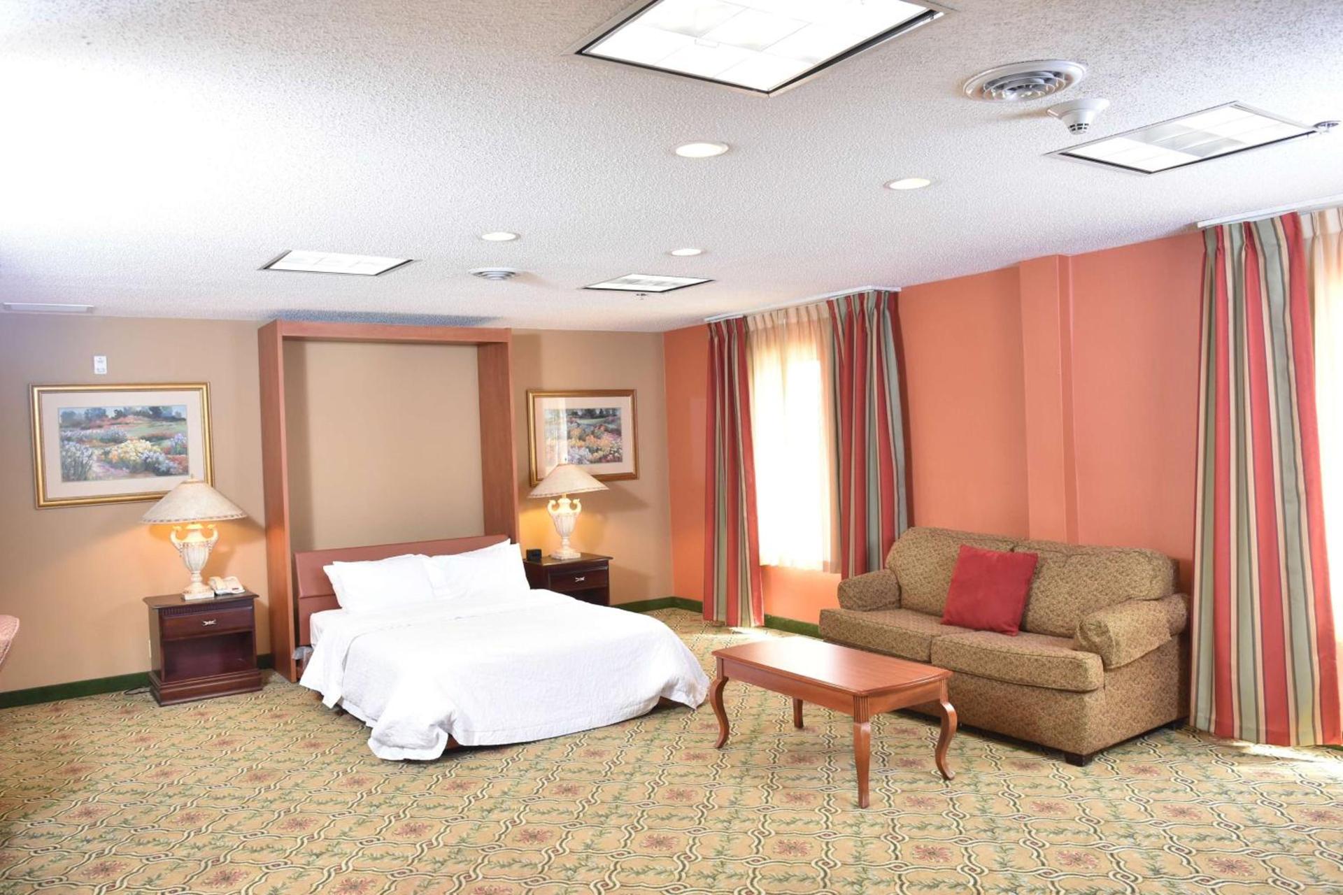Hampton Inn Stony Creek photo 16