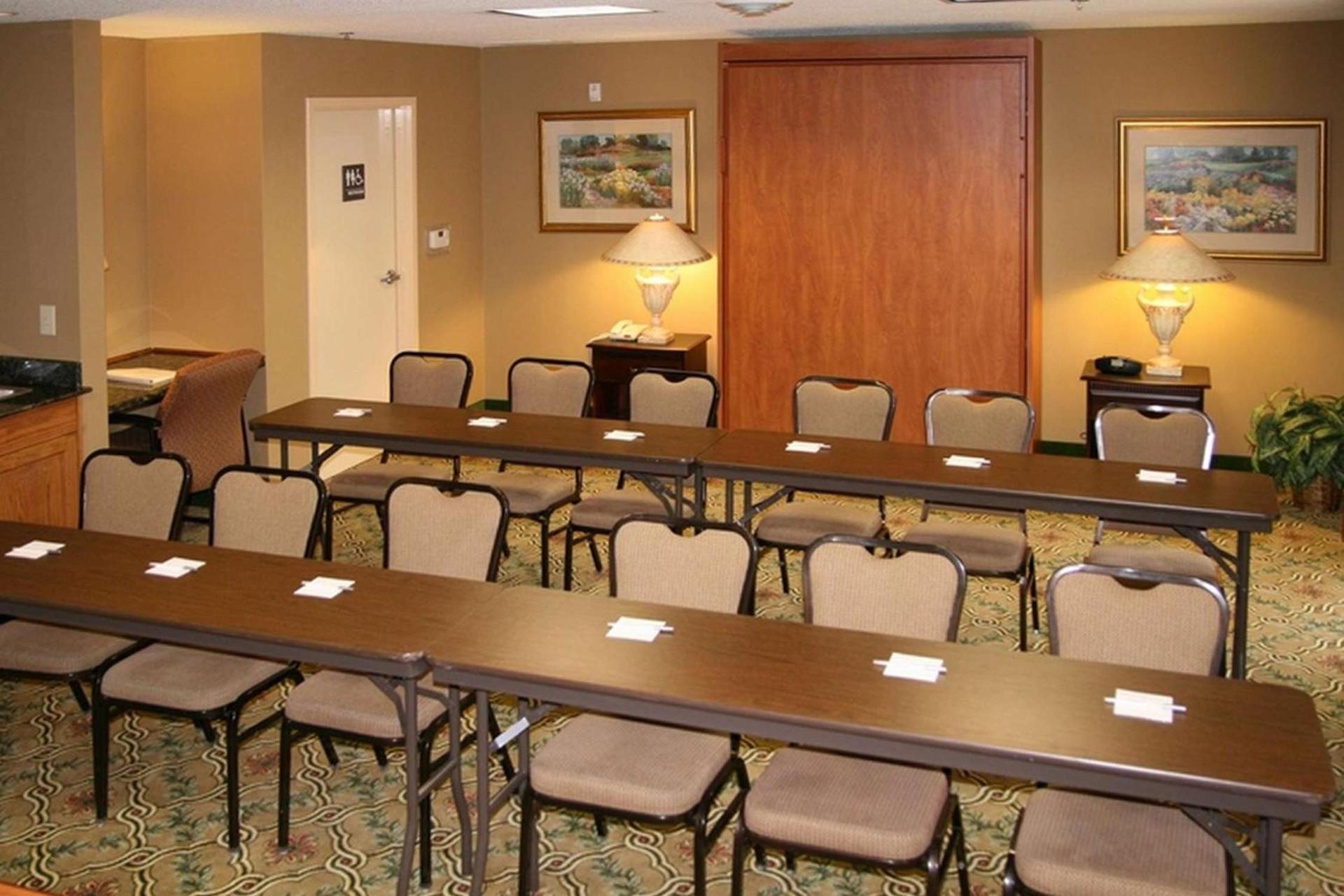 Hampton Inn Stony Creek photo 34