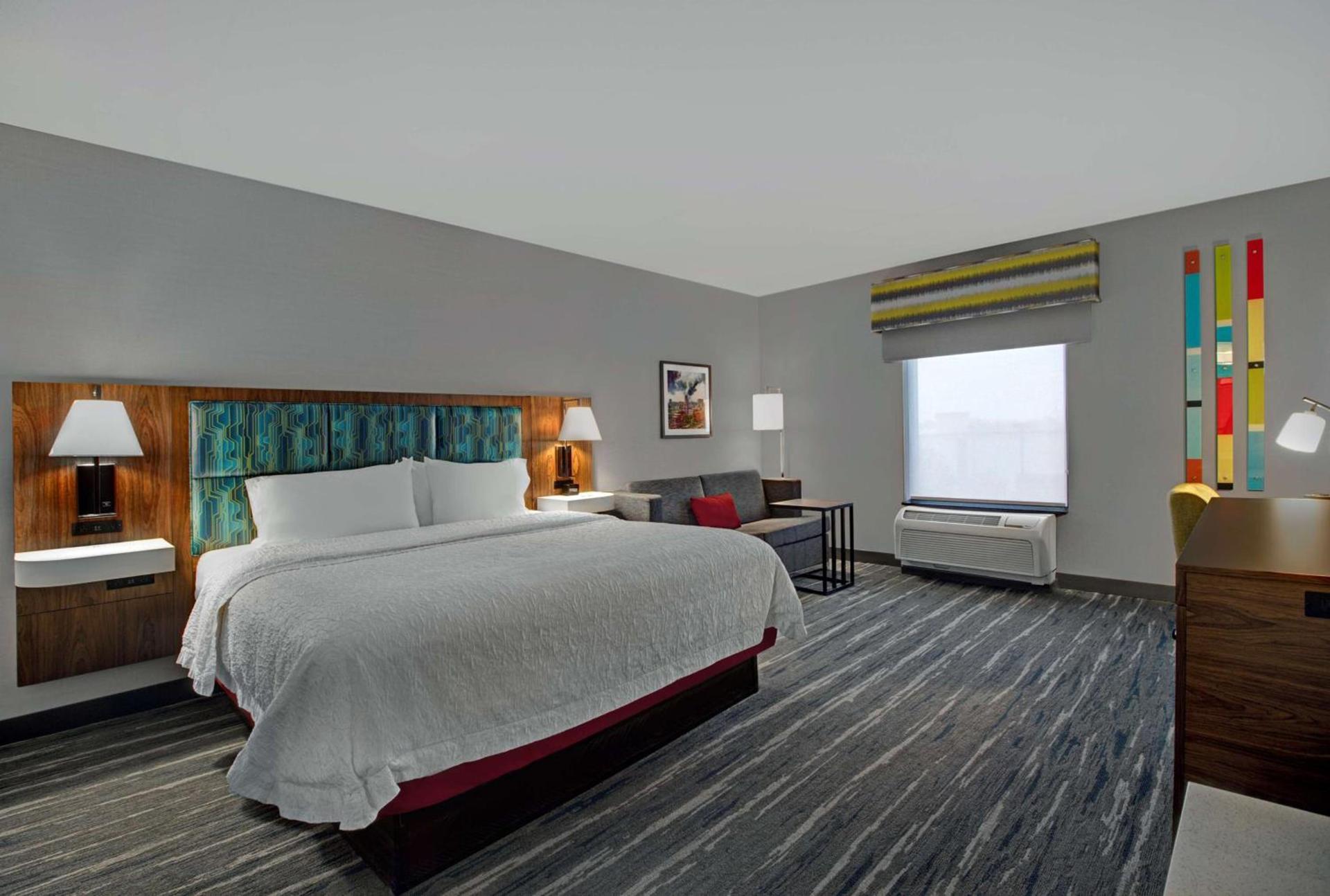 Hampton Inn & Suites by Hilton Syracuse Dewitt photo 23