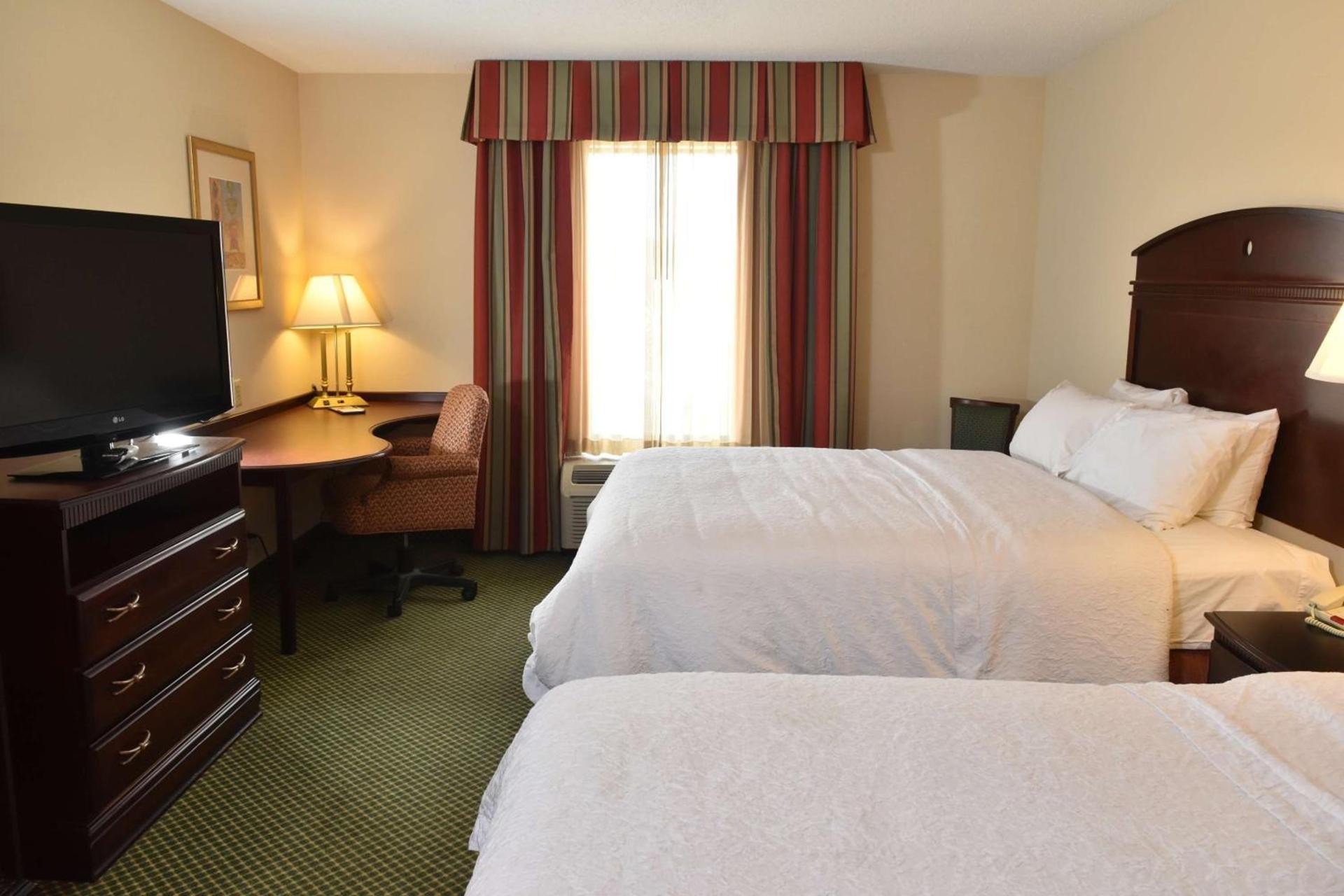 Hampton Inn Stony Creek photo 35