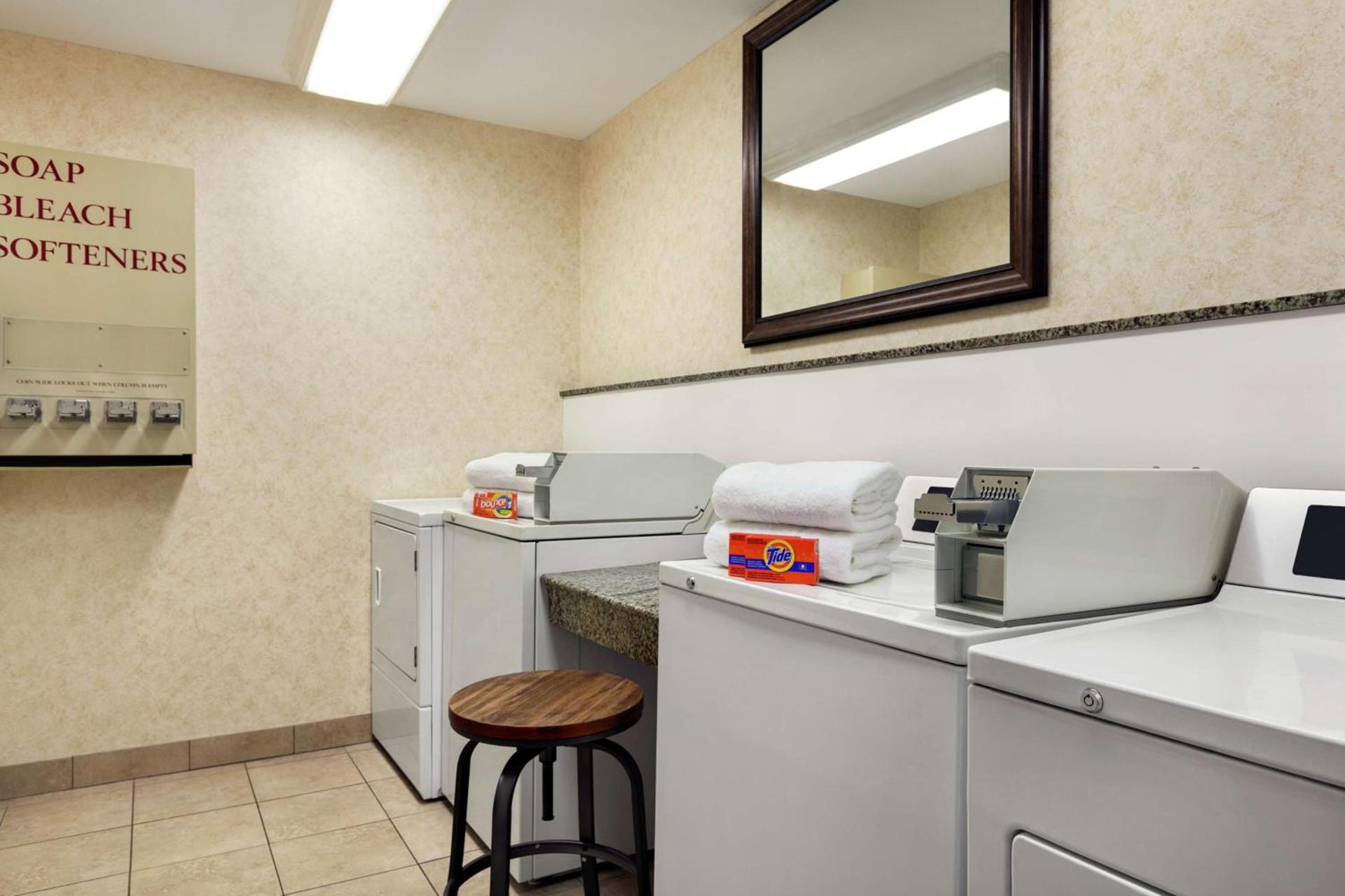 Homewood Suites Syracuse-Liverpool photo 38