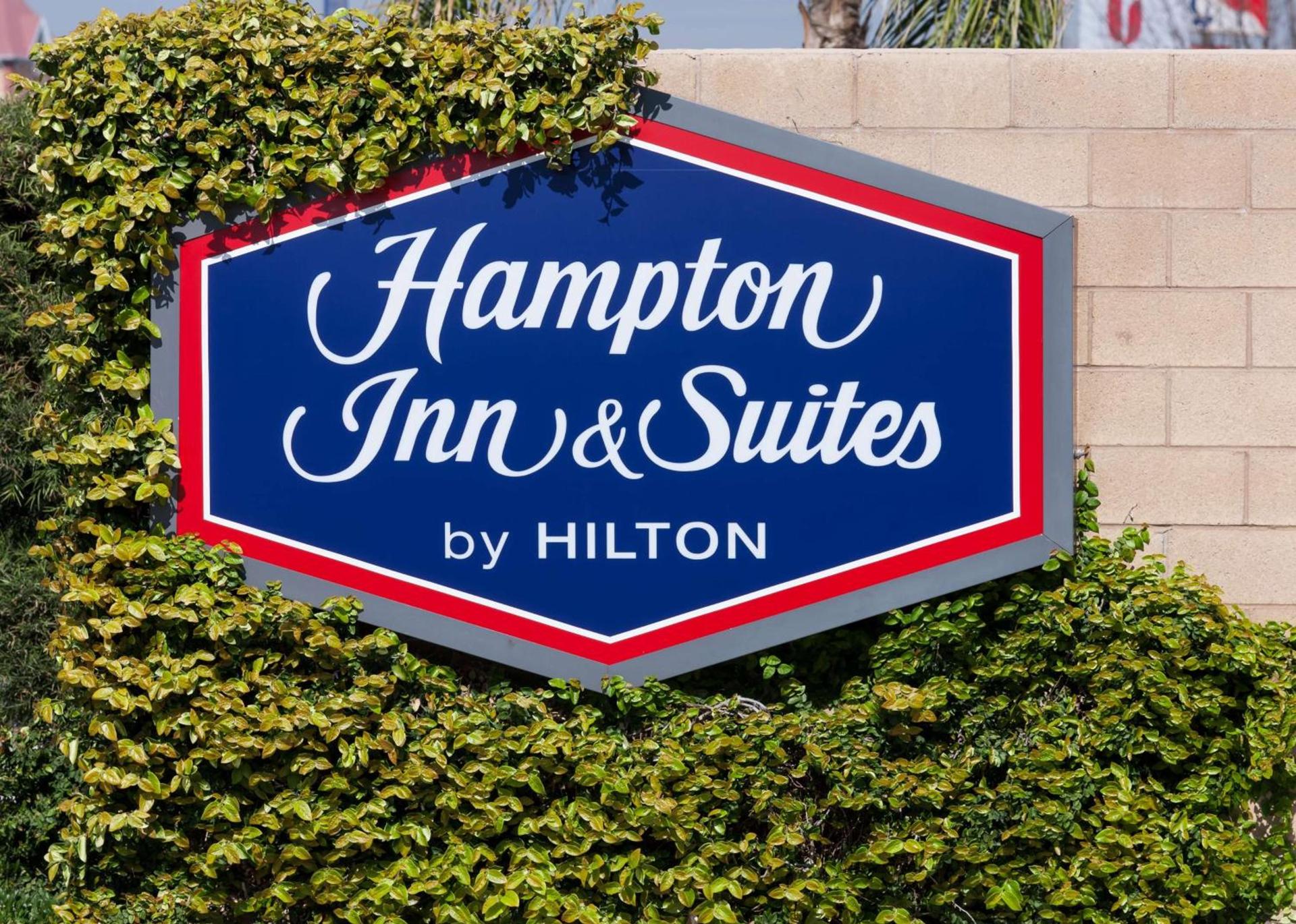 Hampton Inn & Suites Tulare photo 4