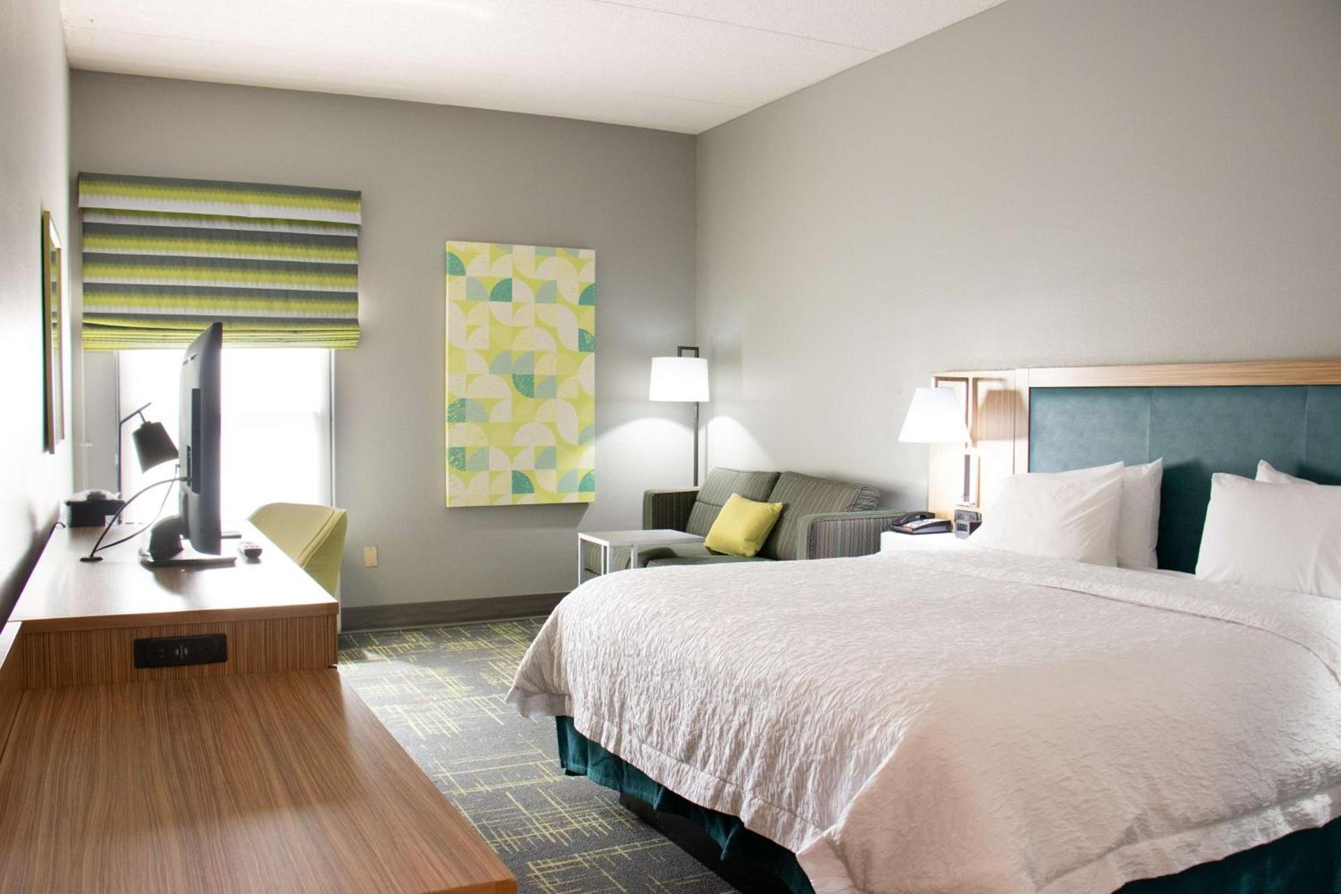 Hampton Inn Tuscaloosa - East photo 15