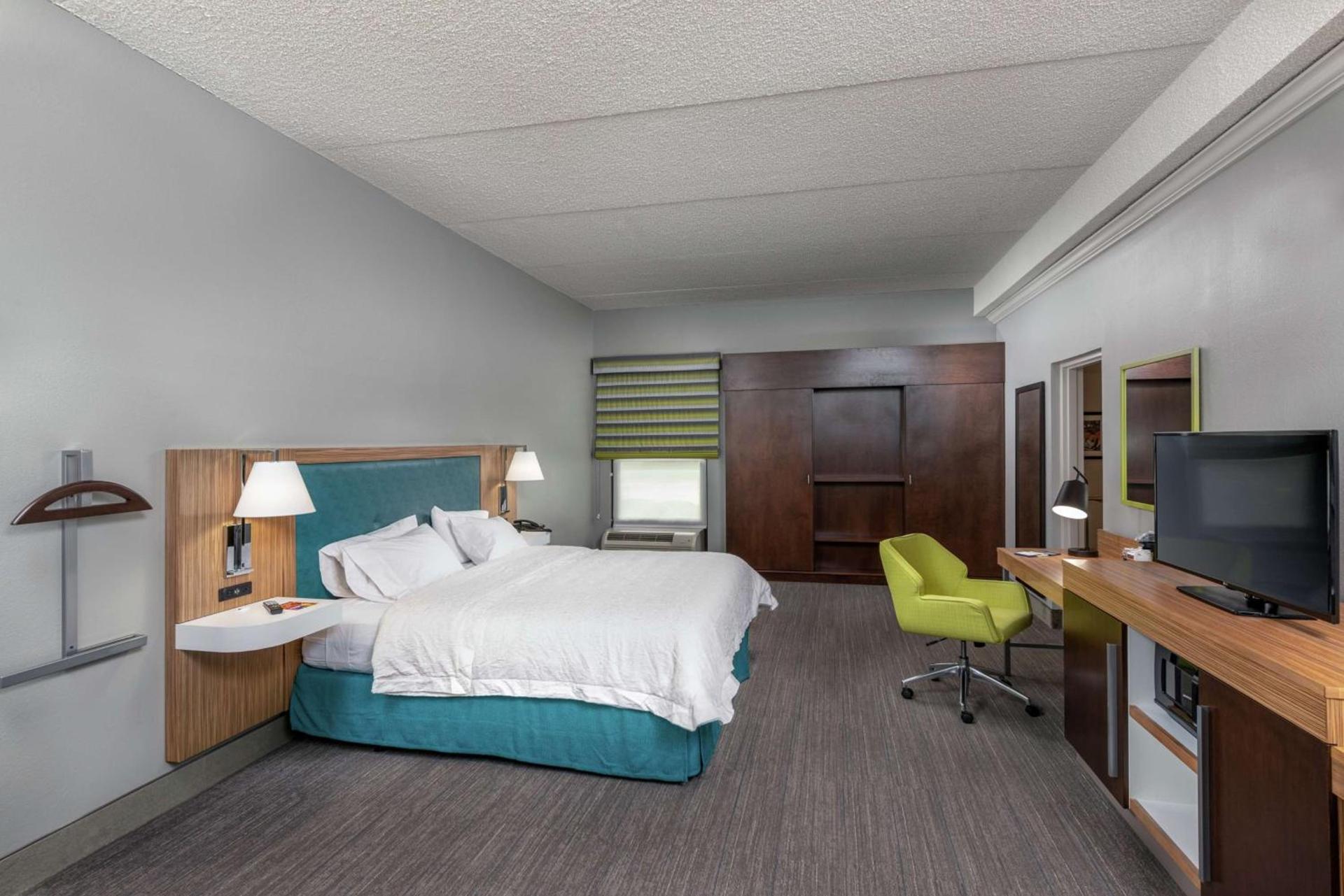 Hampton Inn Tuscaloosa - East photo 25
