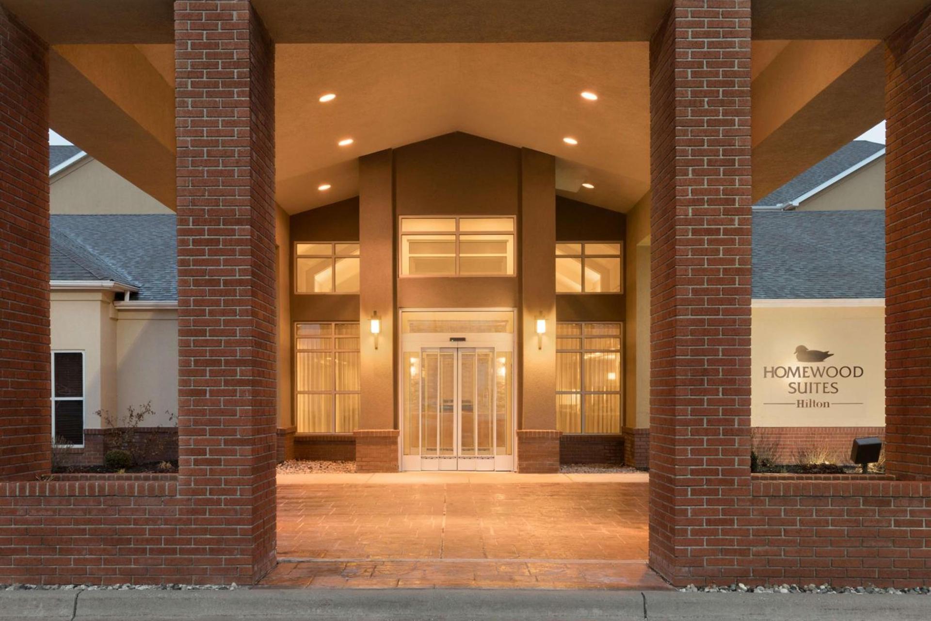 Homewood Suites by Hilton Toledo-Maumee photo 2