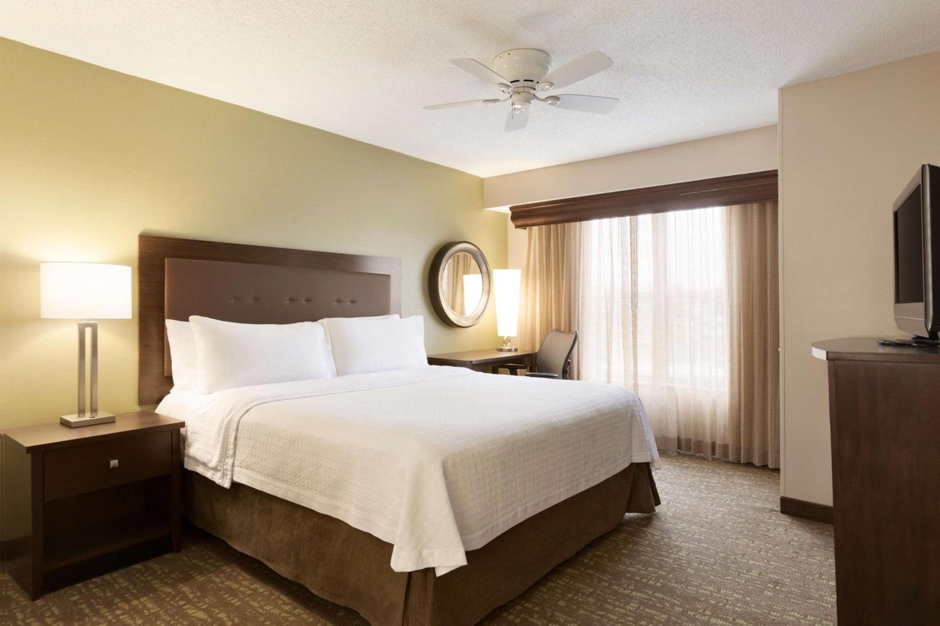 Homewood Suites by Hilton Toledo-Maumee photo 13