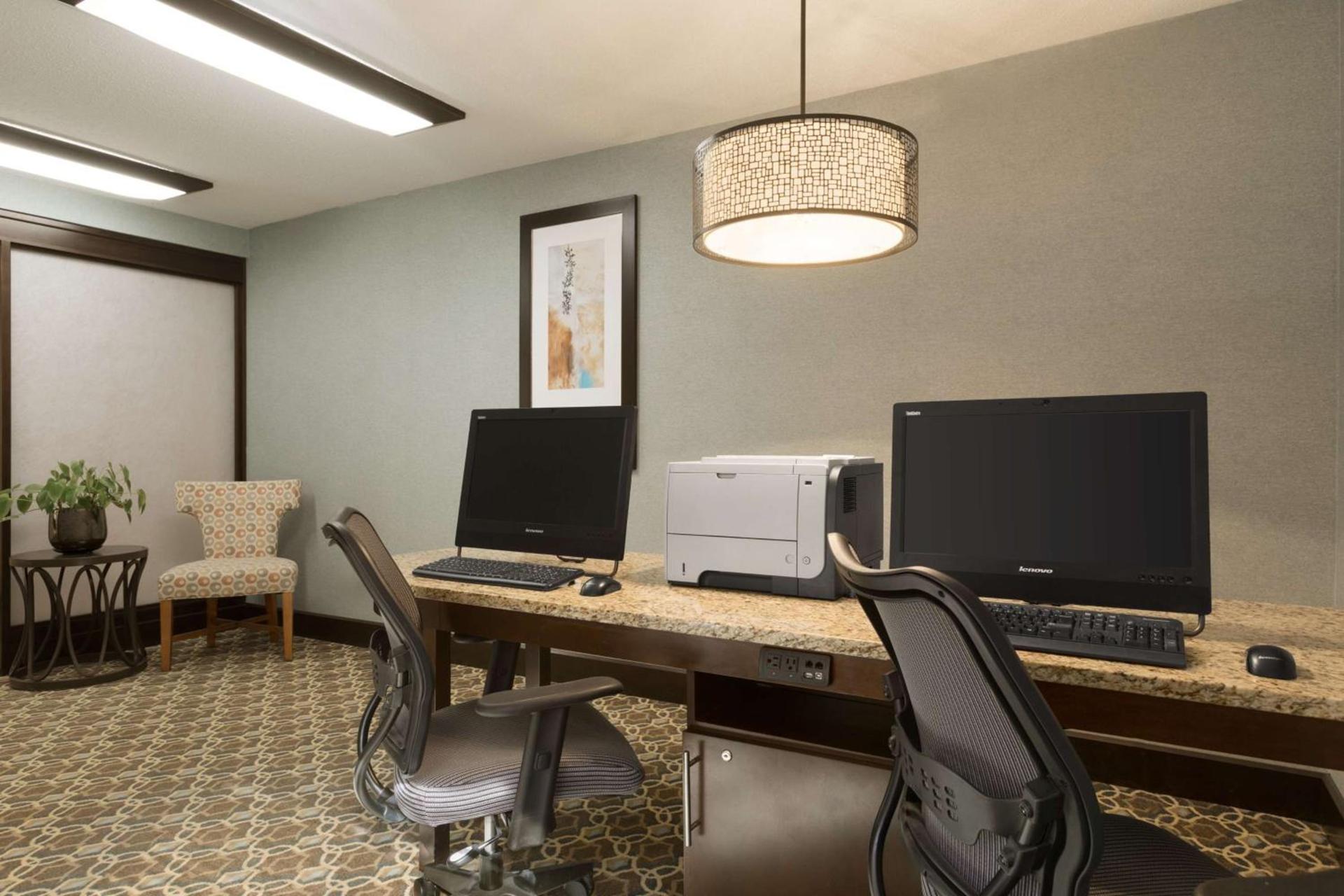 Homewood Suites by Hilton Toledo-Maumee photo 25