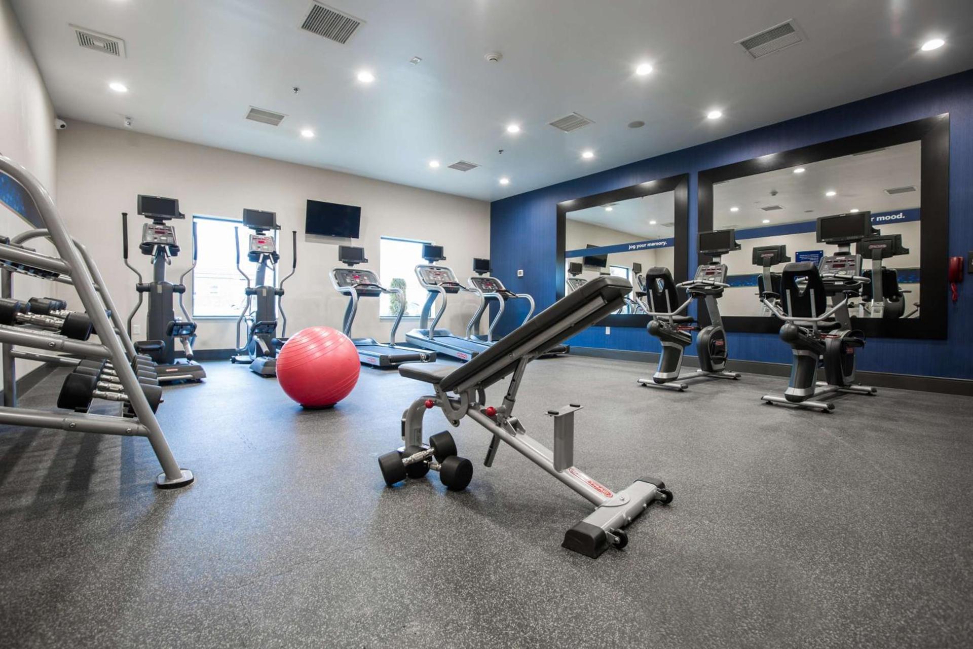 Hampton Inn & Suites Toledo/Westgate photo 10
