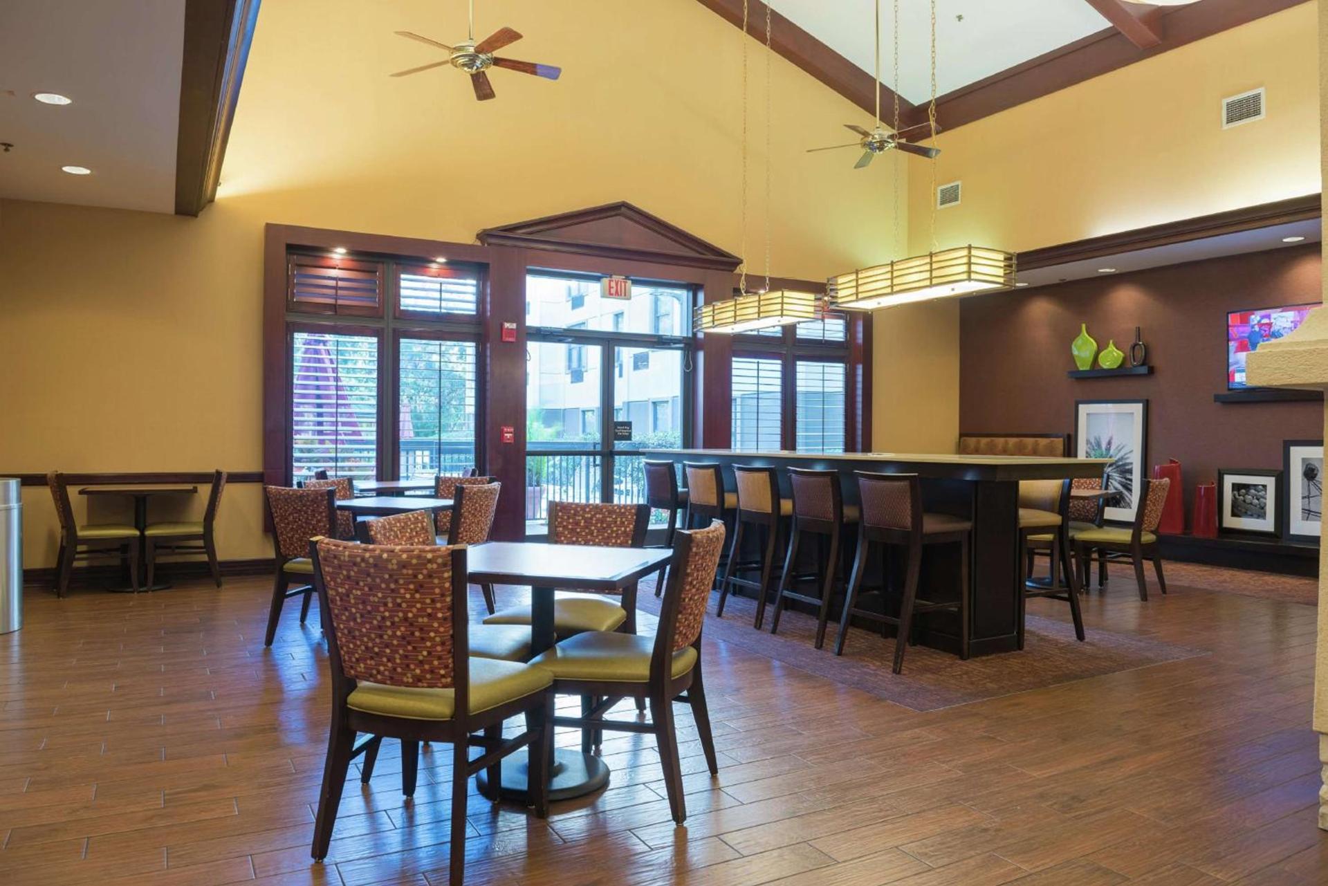 Hampton Inn & Suites Tampa-North photo 8