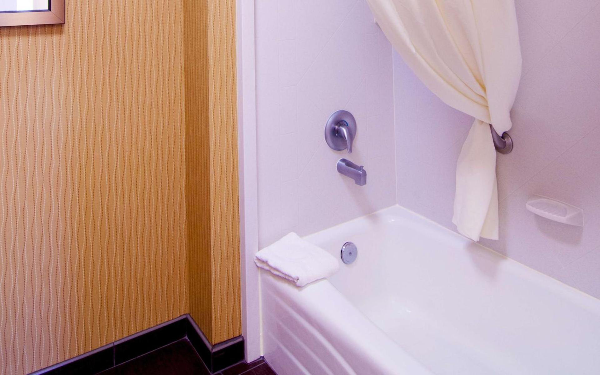 Hampton Inn & Suites Tampa-North photo 22