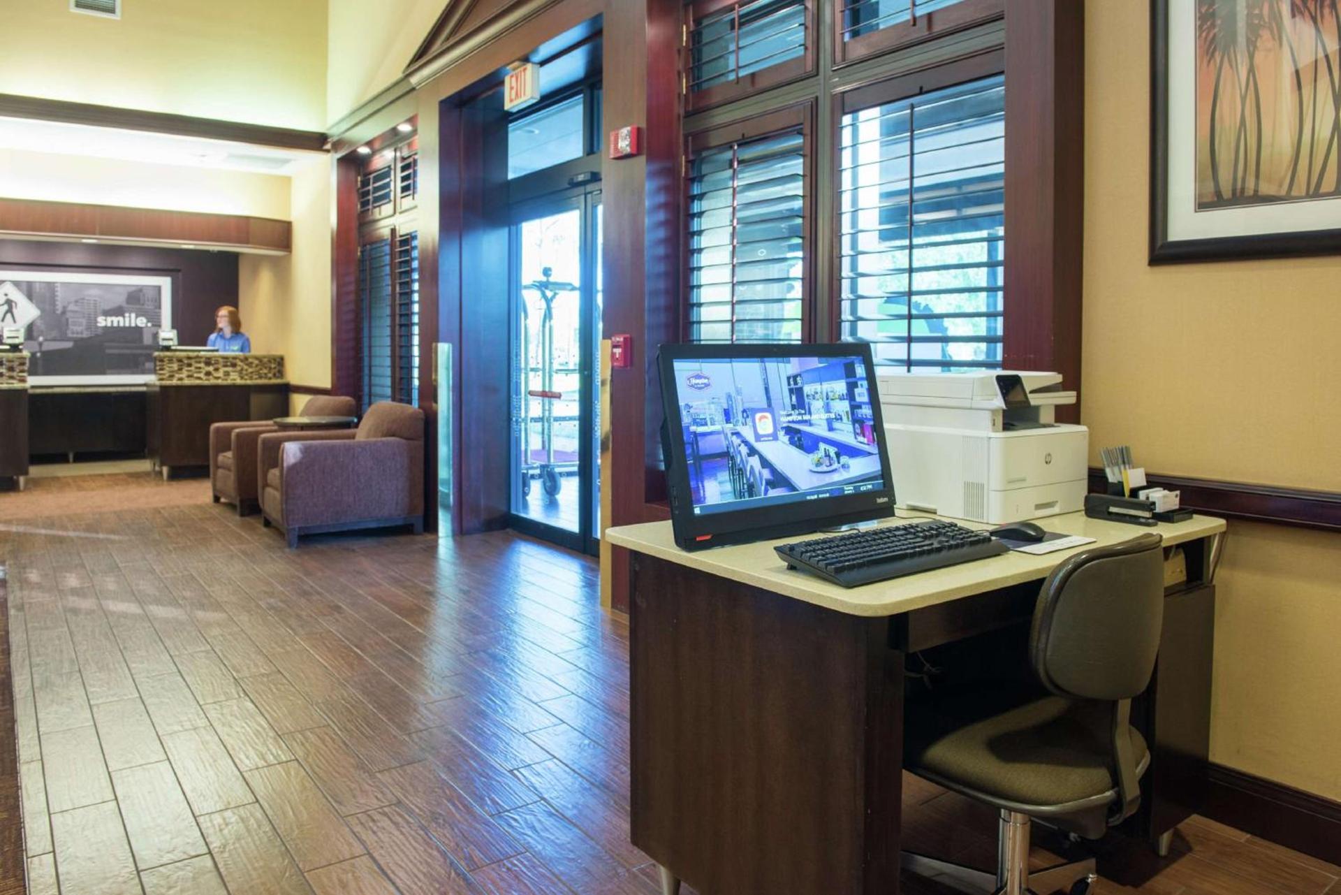 Hampton Inn & Suites Tampa-North photo 29