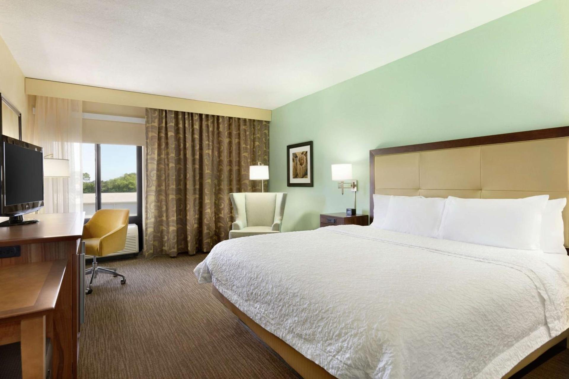 Hampton Inn & Suites Tarpon Springs photo 17