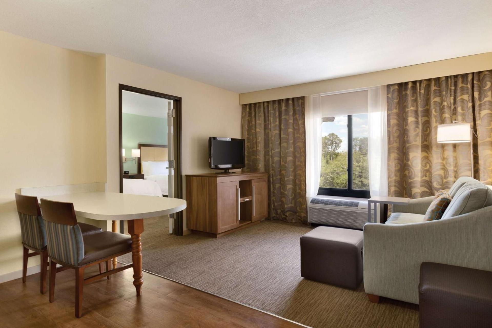 Hampton Inn & Suites Tarpon Springs photo 22