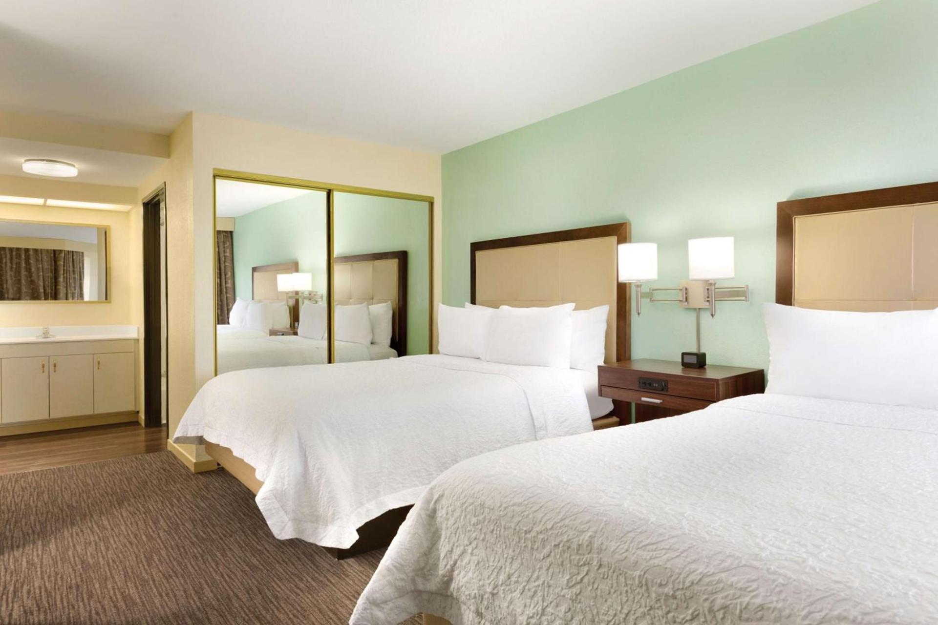 Hampton Inn & Suites Tarpon Springs photo 30