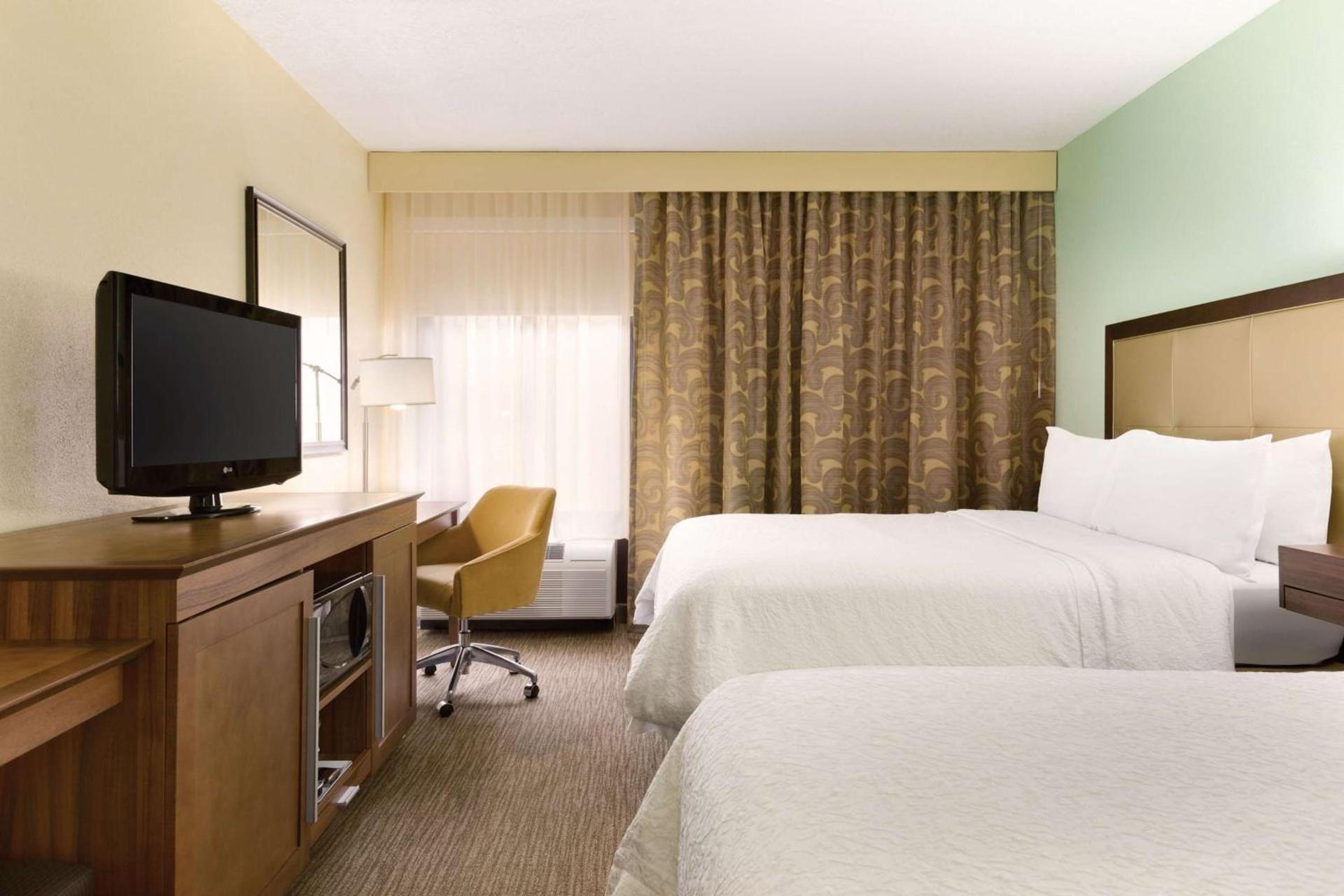 Hampton Inn & Suites Tarpon Springs photo 34