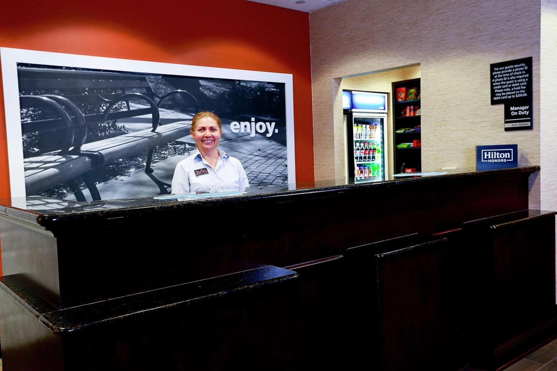 Hampton Inn & Suites Tampa-Wesley Chapel photo 10