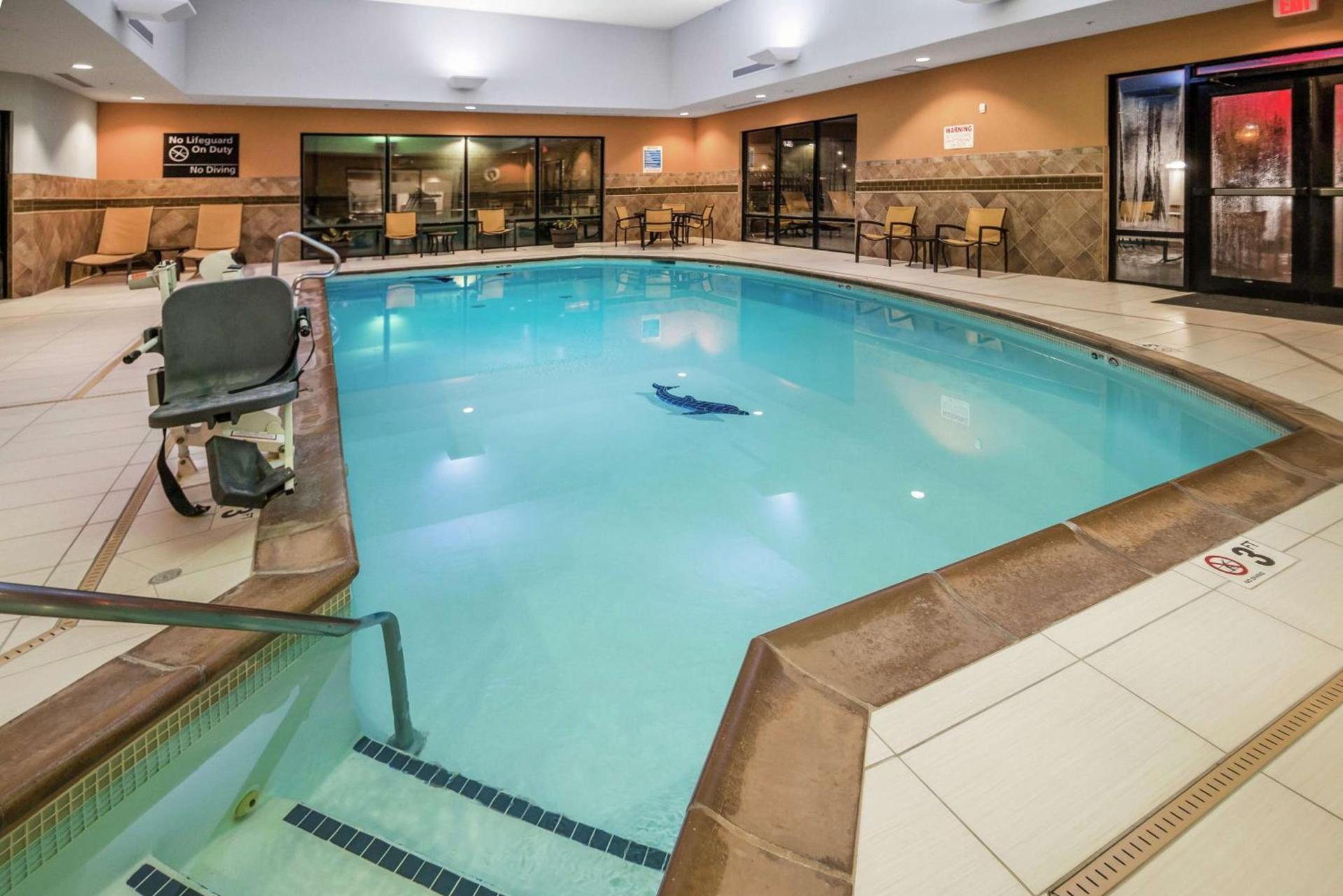 Hampton Inn and Suites Tulsa/Catoosa photo 18
