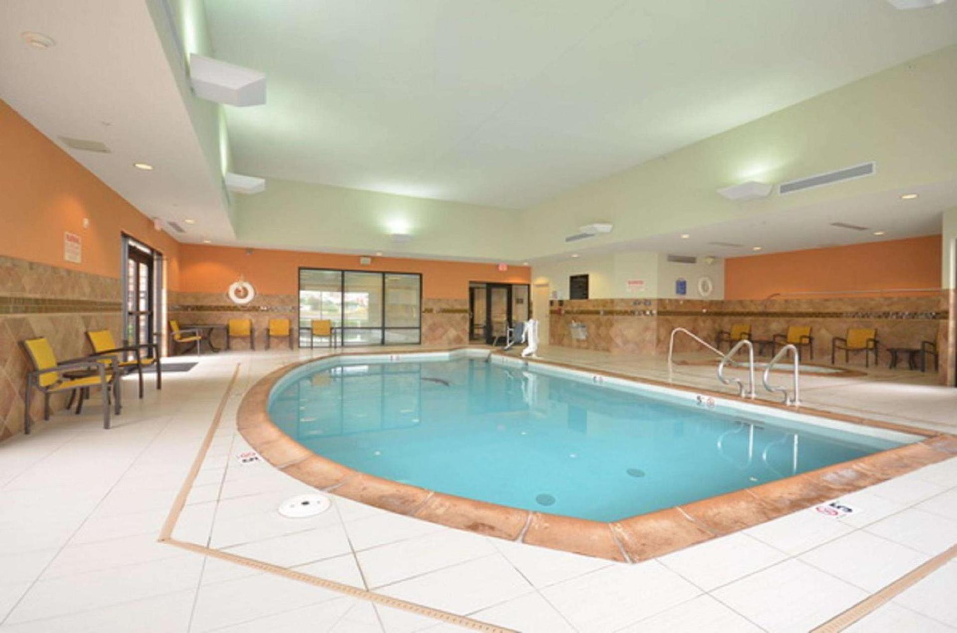 Hampton Inn and Suites Tulsa/Catoosa photo 21