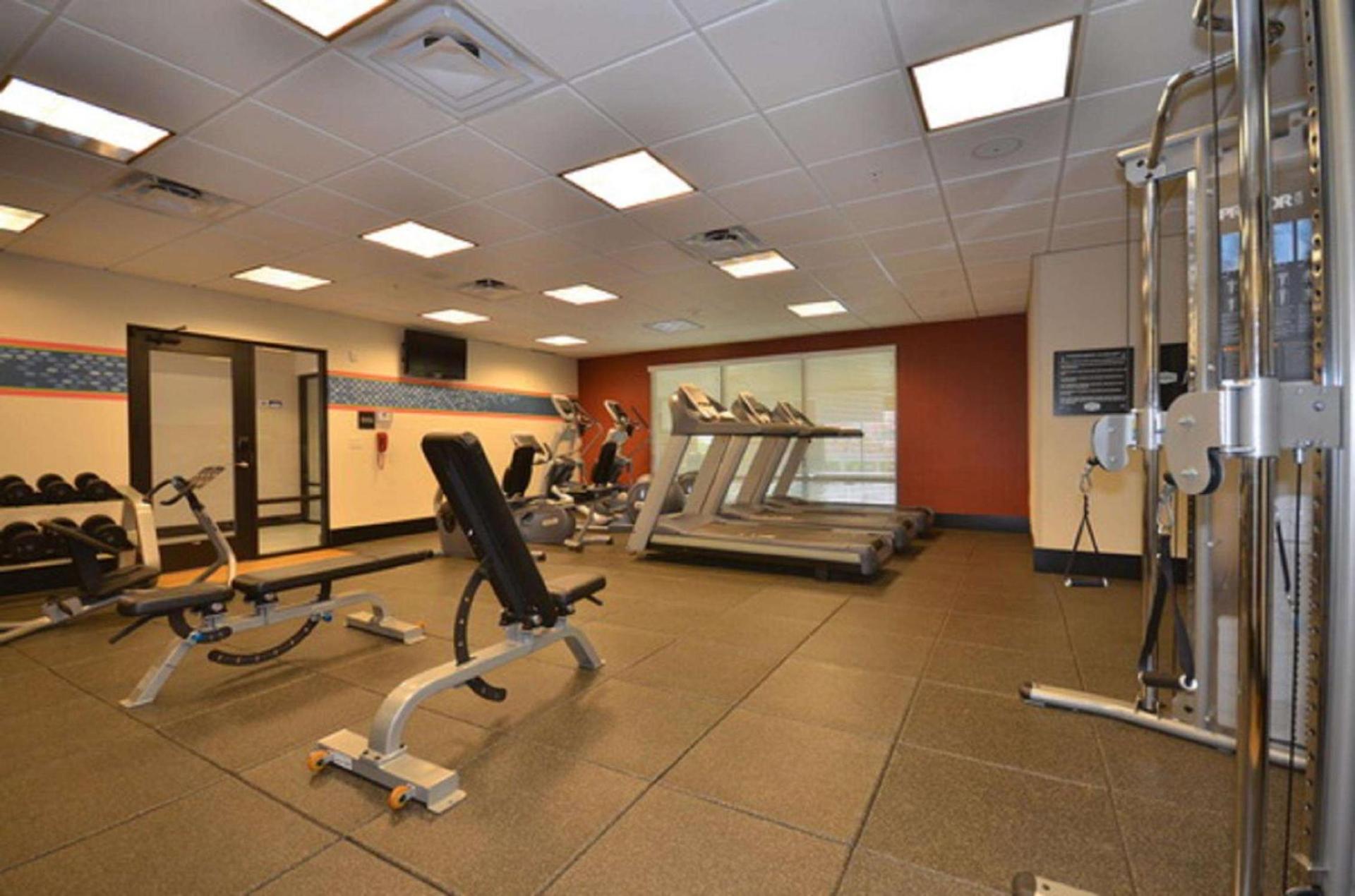 Hampton Inn and Suites Tulsa/Catoosa photo 35