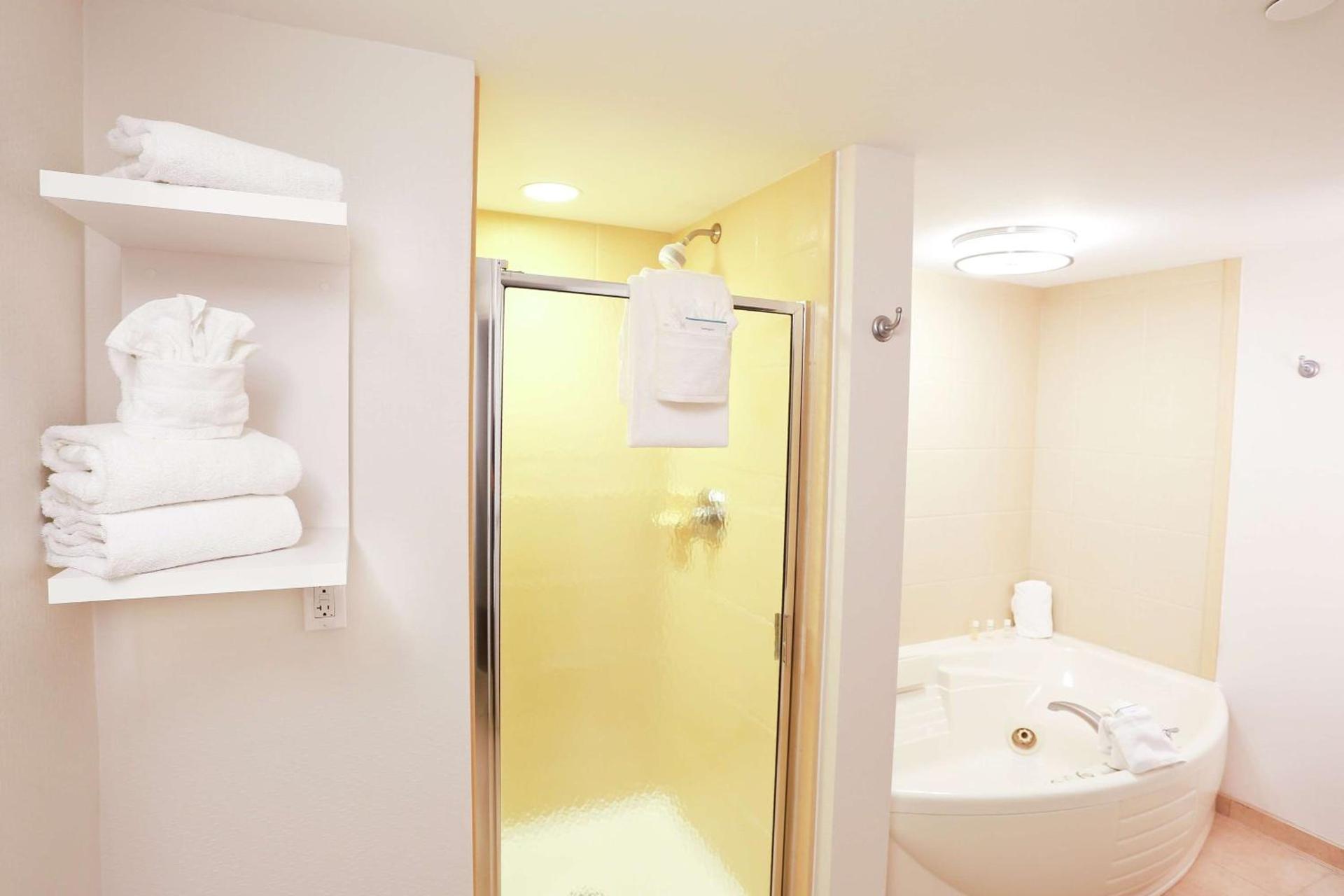 Hampton Inn & Suites Tampa-Wesley Chapel photo 21