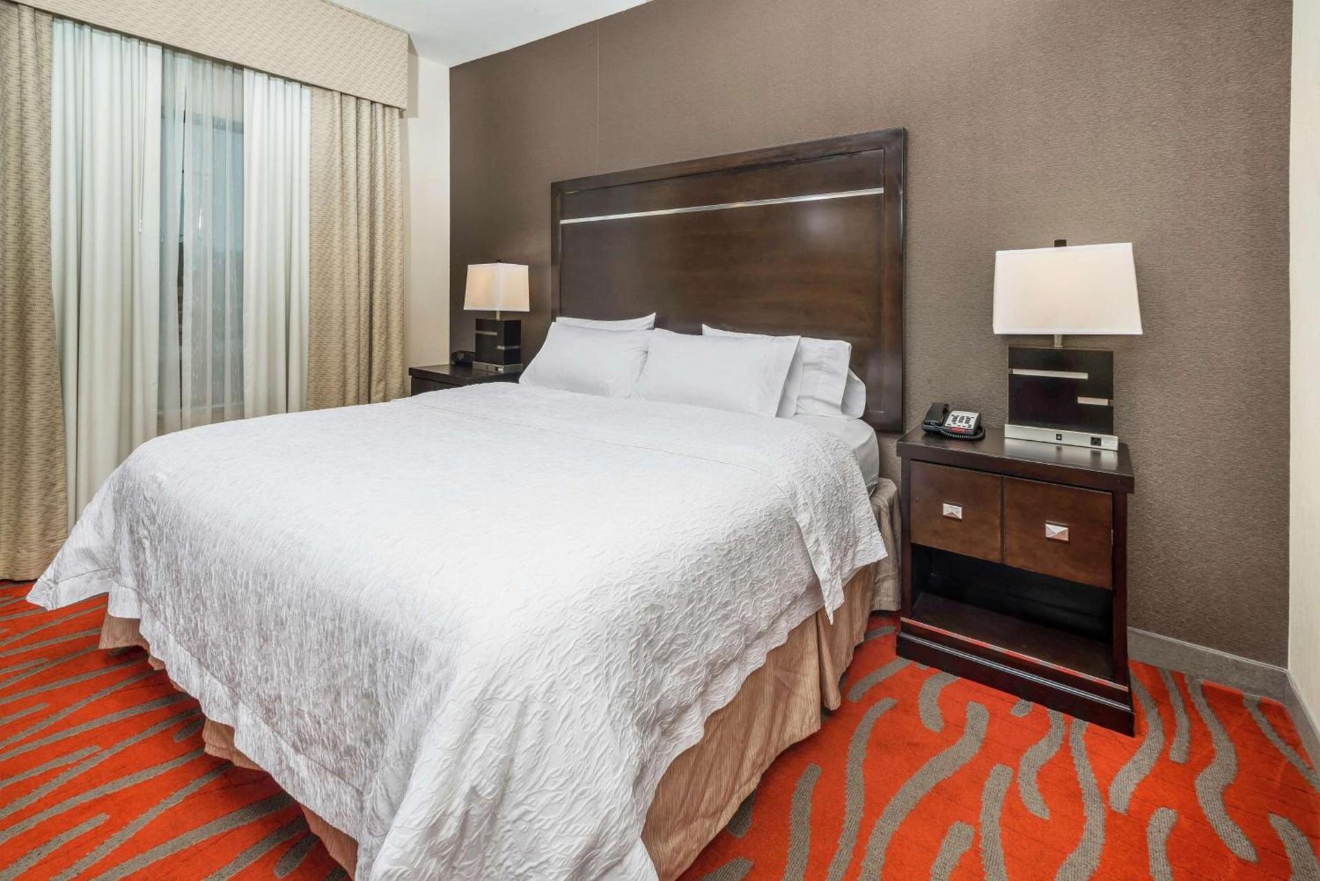 Hampton Inn and Suites Tulsa/Catoosa photo 37