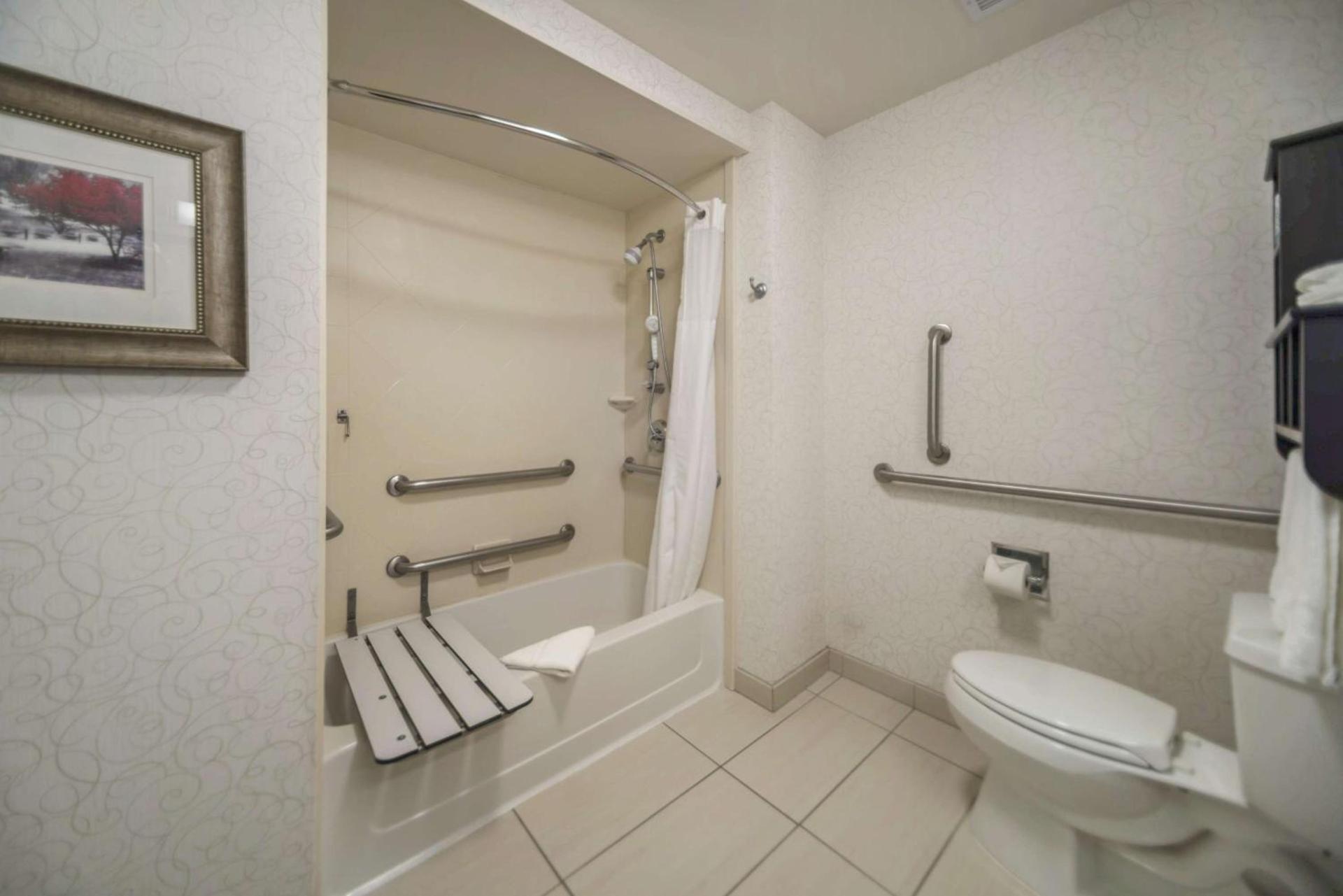 Hampton Inn and Suites Tulsa/Catoosa photo 44